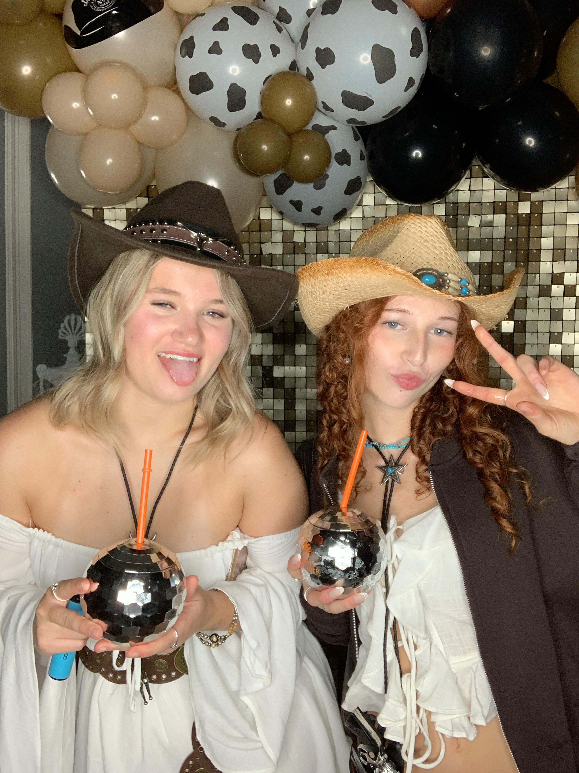 Saltmarshe Staff party  | View more photos from the event at gallery.magicimages.uk/u/MagicImages/Saltmarshe-Staff-party