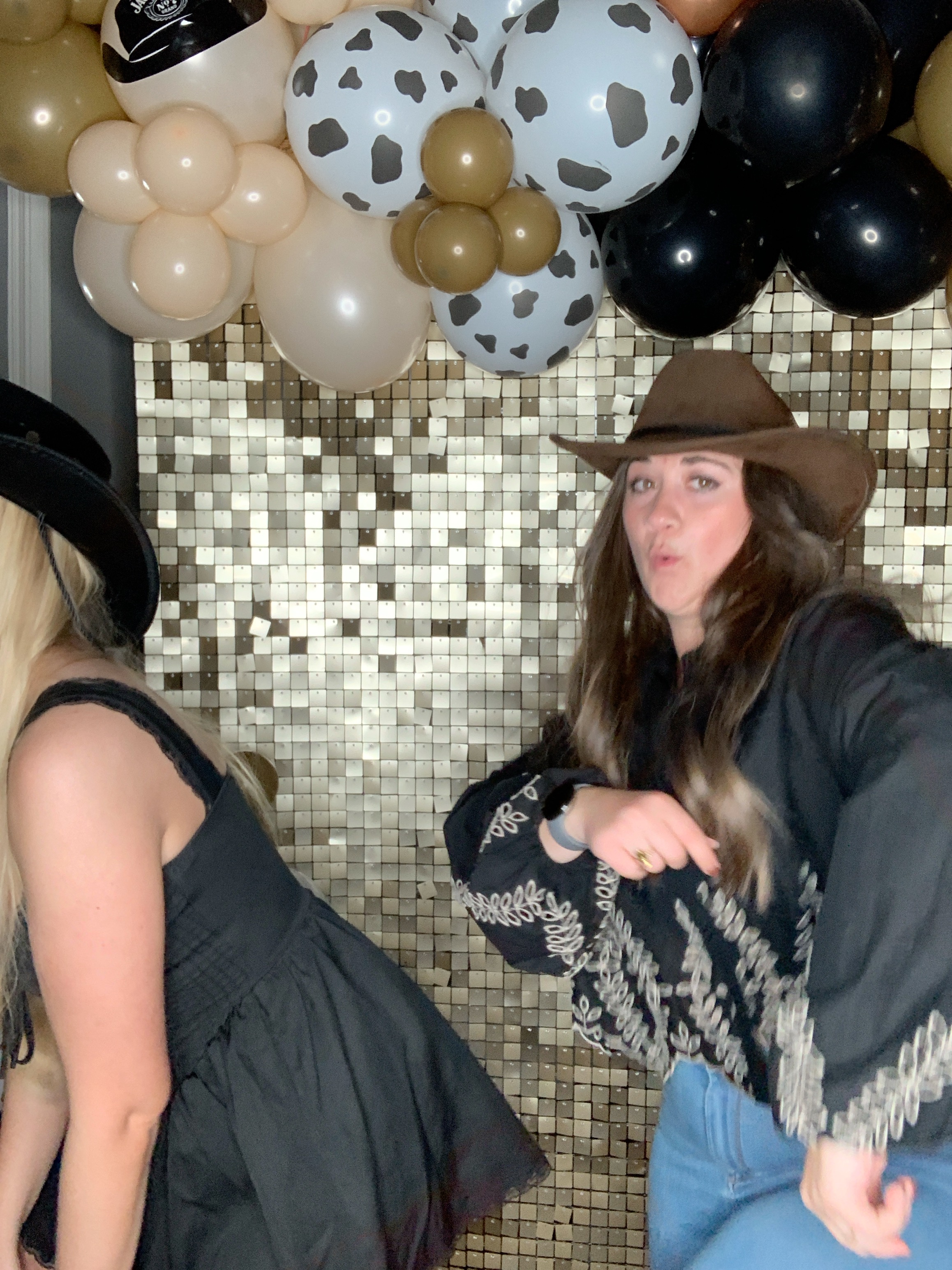 Saltmarshe Staff party  | View more photos from the event at gallery.magicimages.uk/u/MagicImages/Saltmarshe-Staff-party