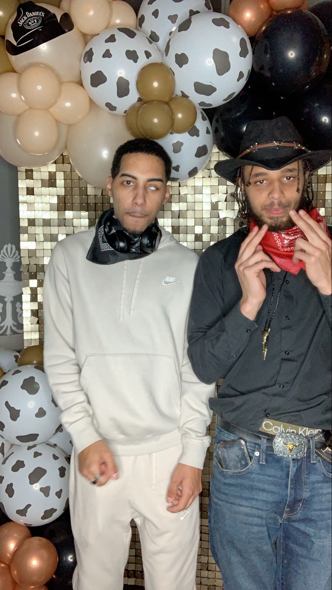 Saltmarshe Staff party  | View more photos from the event at gallery.magicimages.uk/u/MagicImages/Saltmarshe-Staff-party