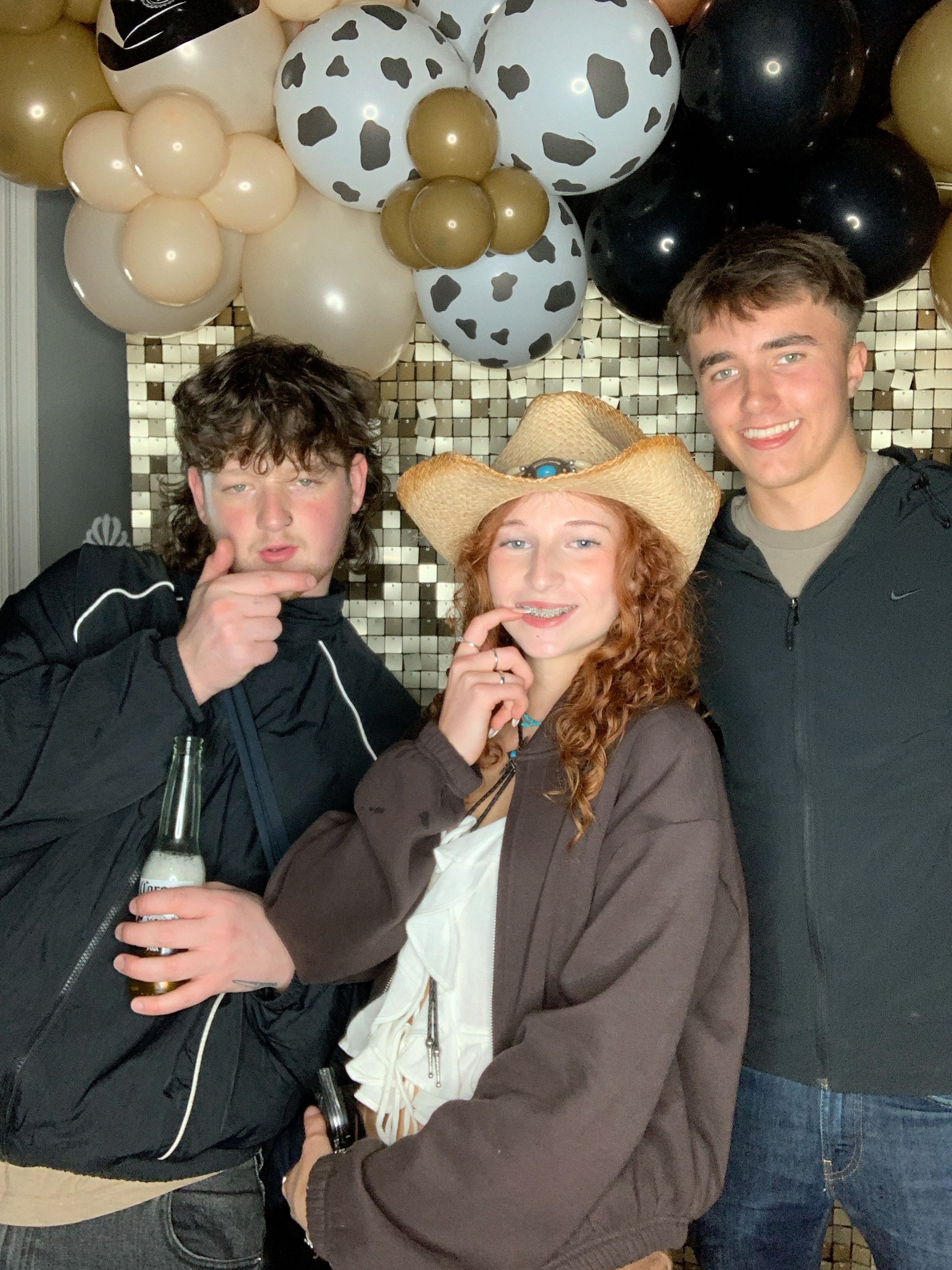 Saltmarshe Staff party  | View more photos from the event at gallery.magicimages.uk/u/MagicImages/Saltmarshe-Staff-party