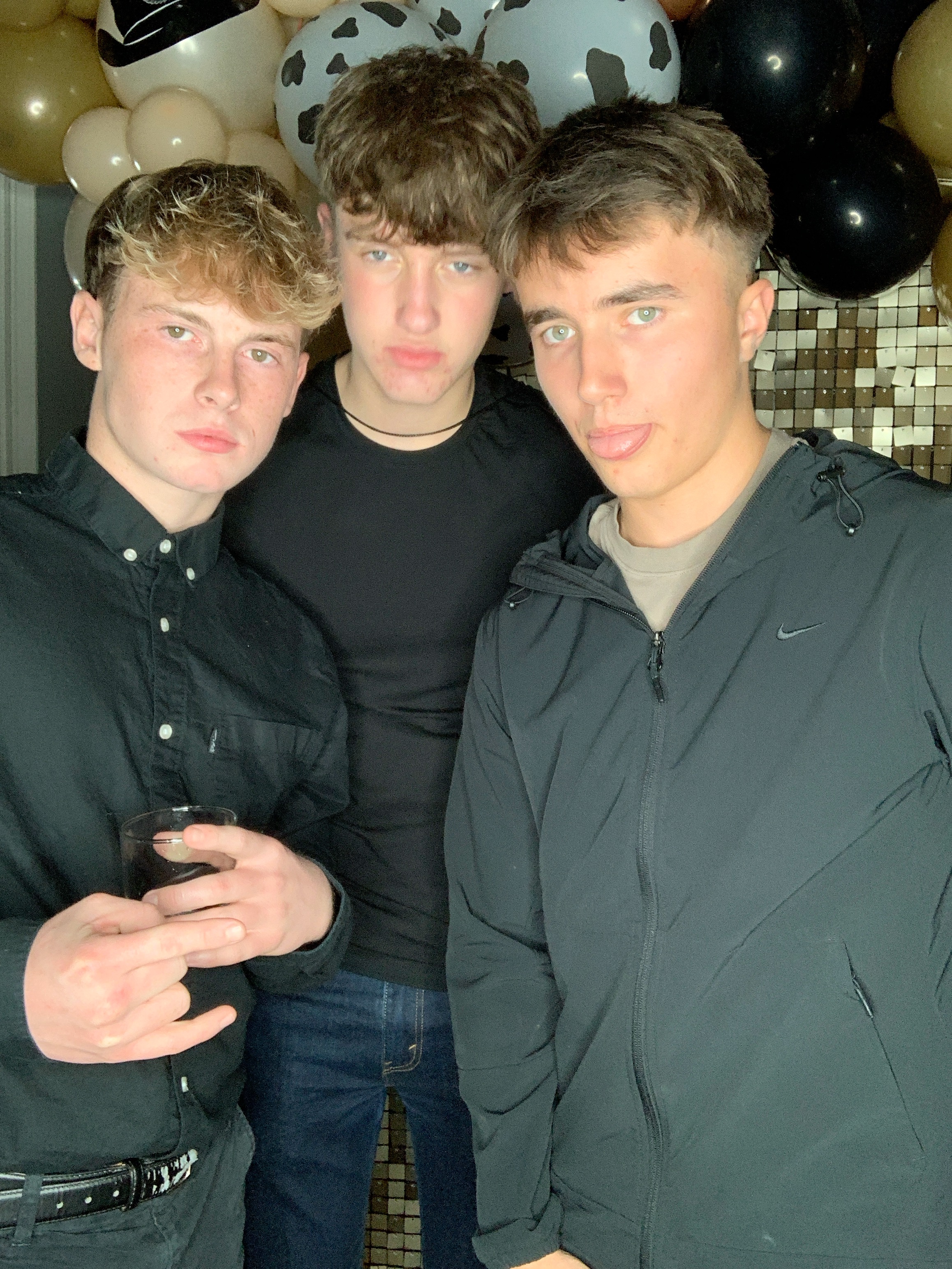 Saltmarshe Staff party  | View more photos from the event at gallery.magicimages.uk/u/MagicImages/Saltmarshe-Staff-party