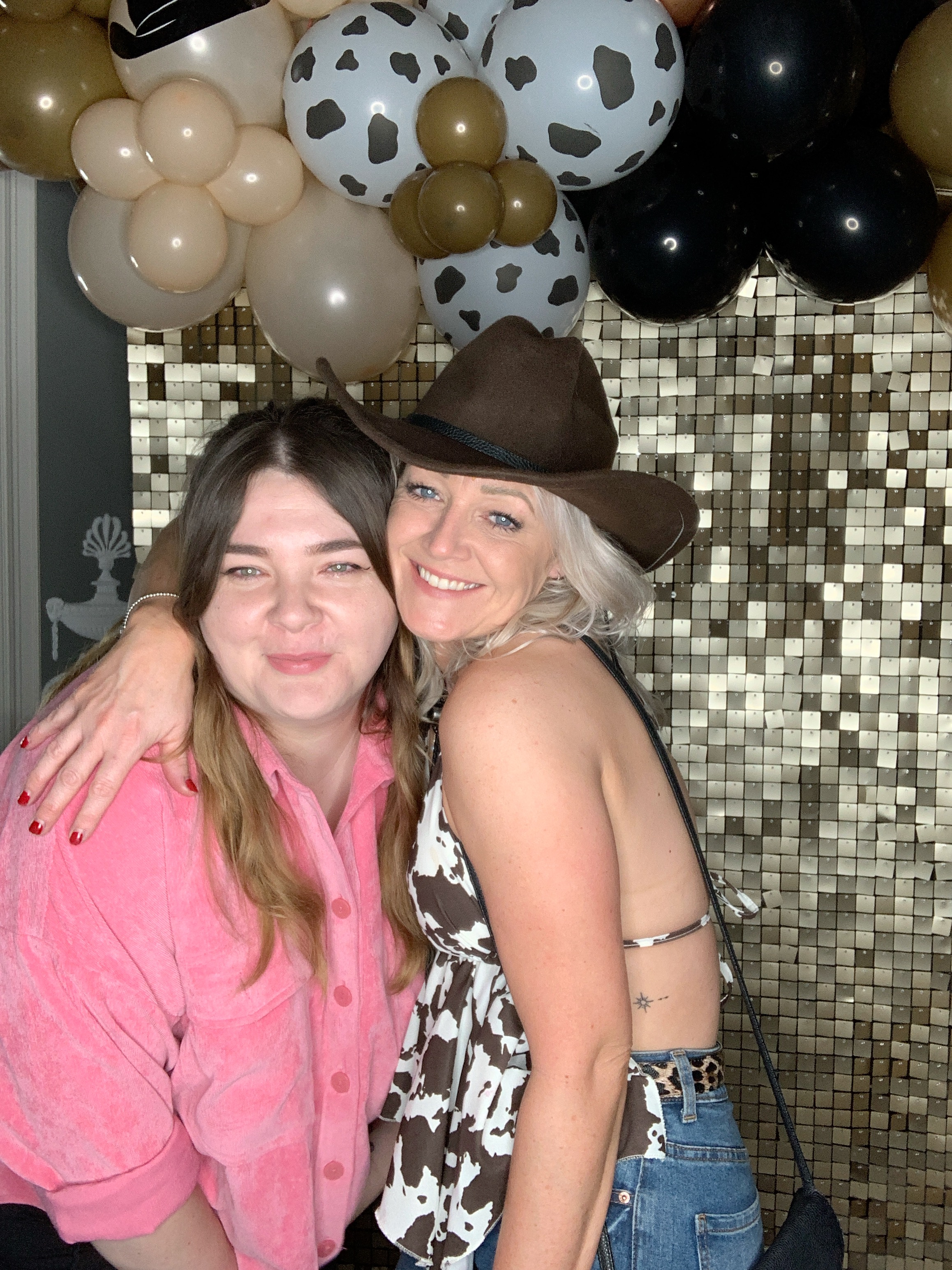 Saltmarshe Staff party  | View more photos from the event at gallery.magicimages.uk/u/MagicImages/Saltmarshe-Staff-party