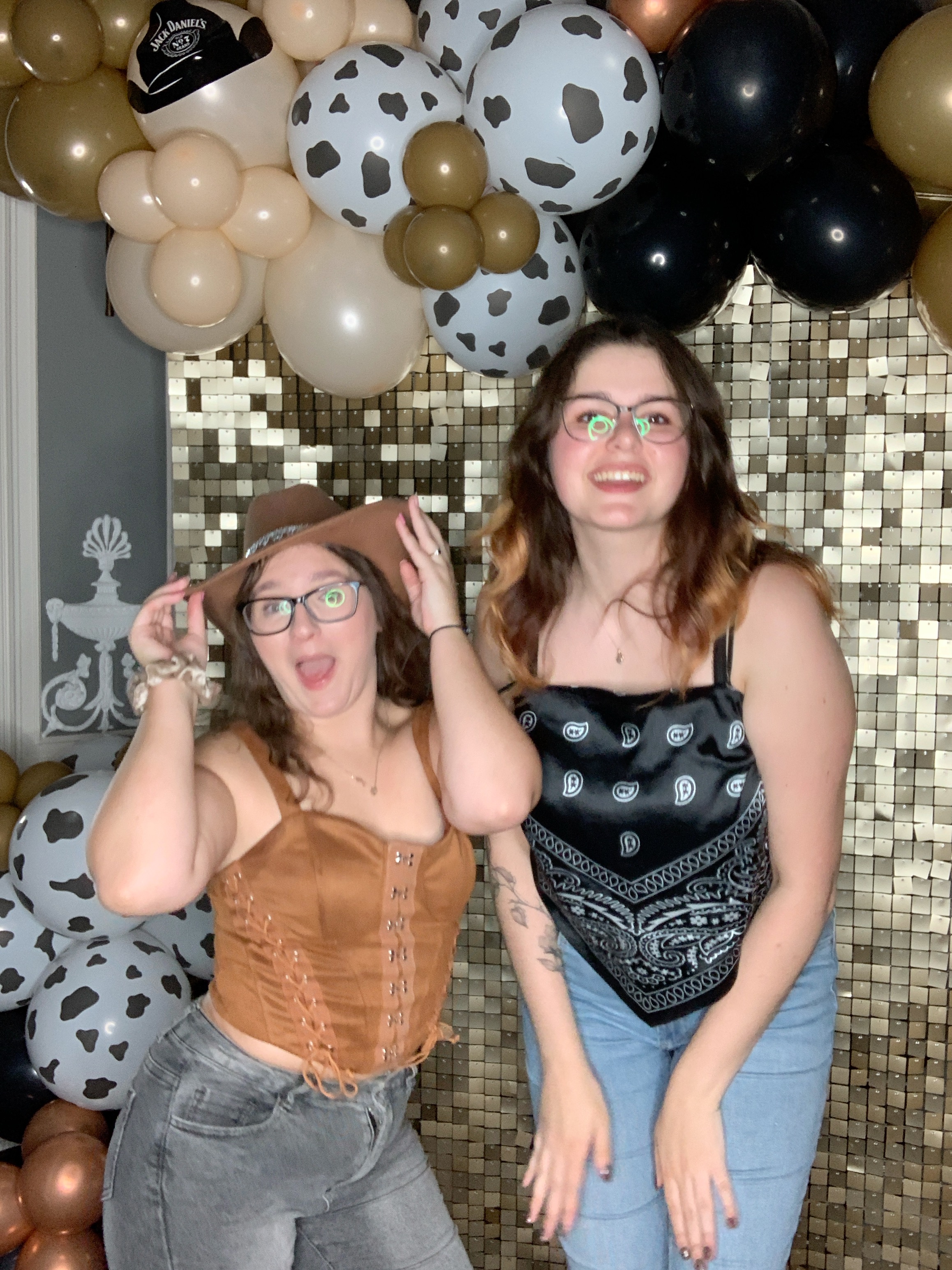 Saltmarshe Staff party  | View more photos from the event at gallery.magicimages.uk/u/MagicImages/Saltmarshe-Staff-party