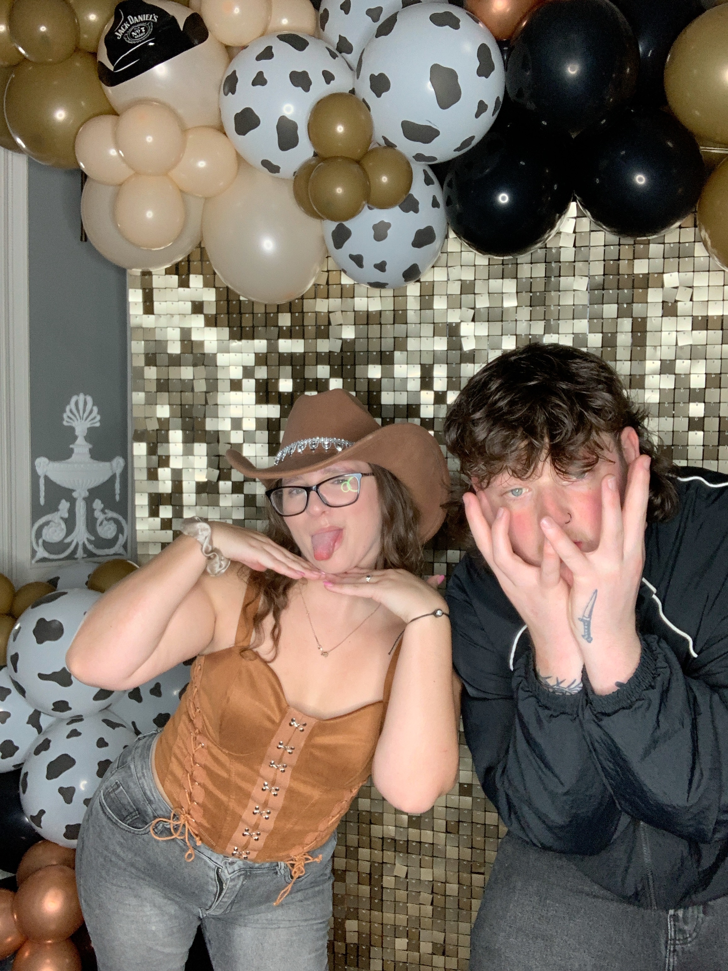 Saltmarshe Staff party  | View more photos from the event at gallery.magicimages.uk/u/MagicImages/Saltmarshe-Staff-party