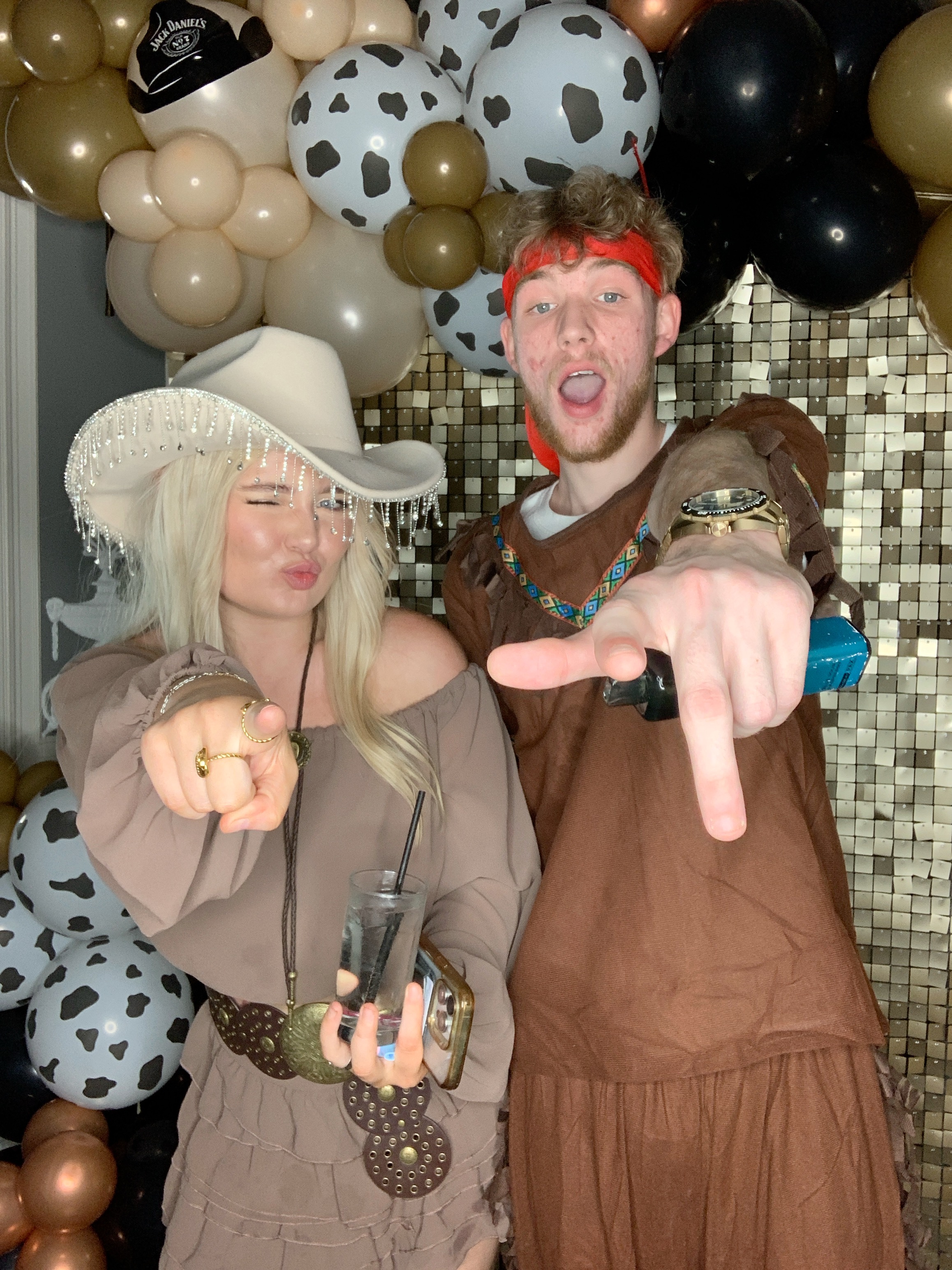 Saltmarshe Staff party  | View more photos from the event at gallery.magicimages.uk/u/MagicImages/Saltmarshe-Staff-party