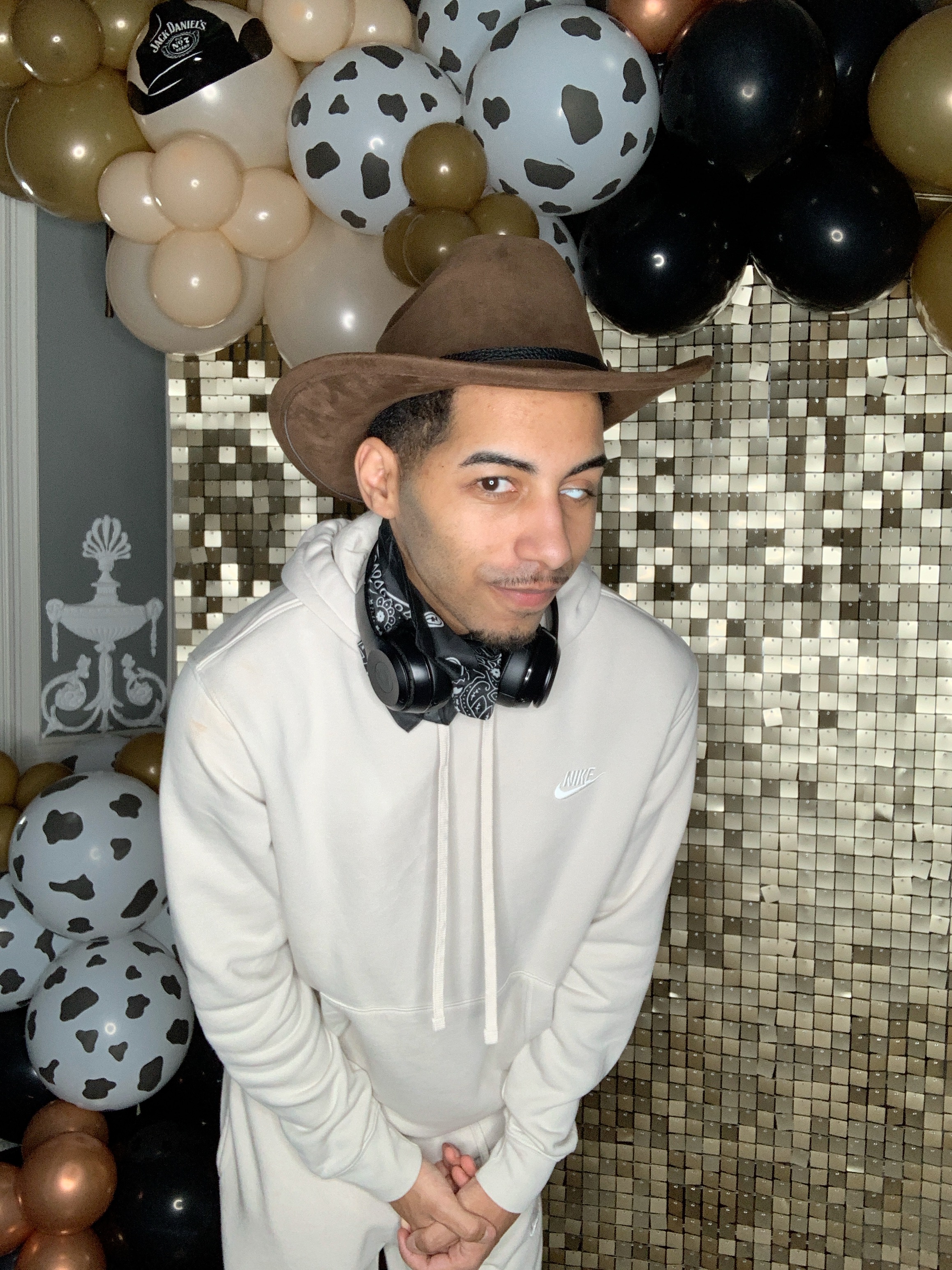 Saltmarshe Staff party  | View more photos from the event at gallery.magicimages.uk/u/MagicImages/Saltmarshe-Staff-party