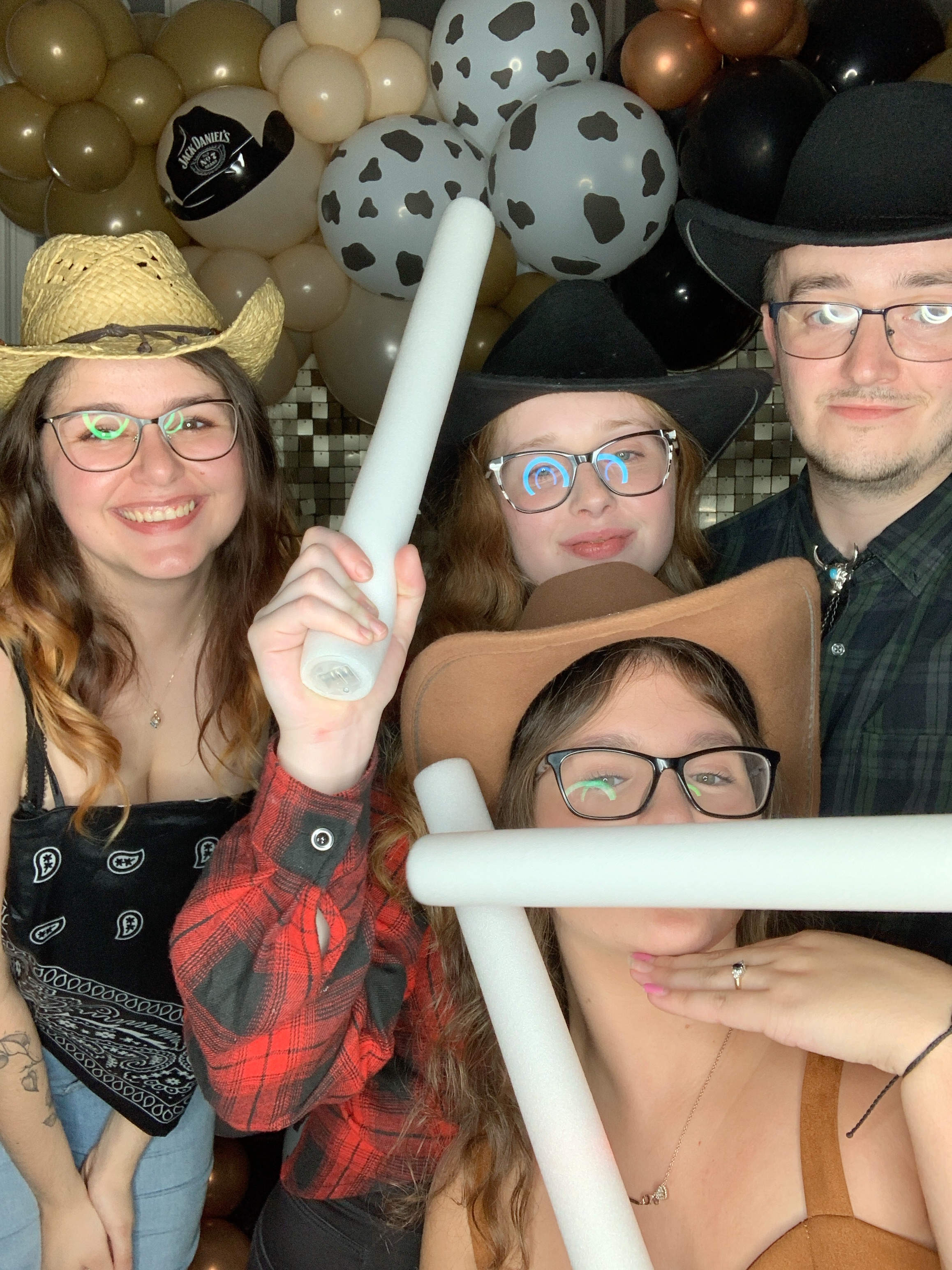 Saltmarshe Staff party  | View more photos from the event at gallery.magicimages.uk/u/MagicImages/Saltmarshe-Staff-party