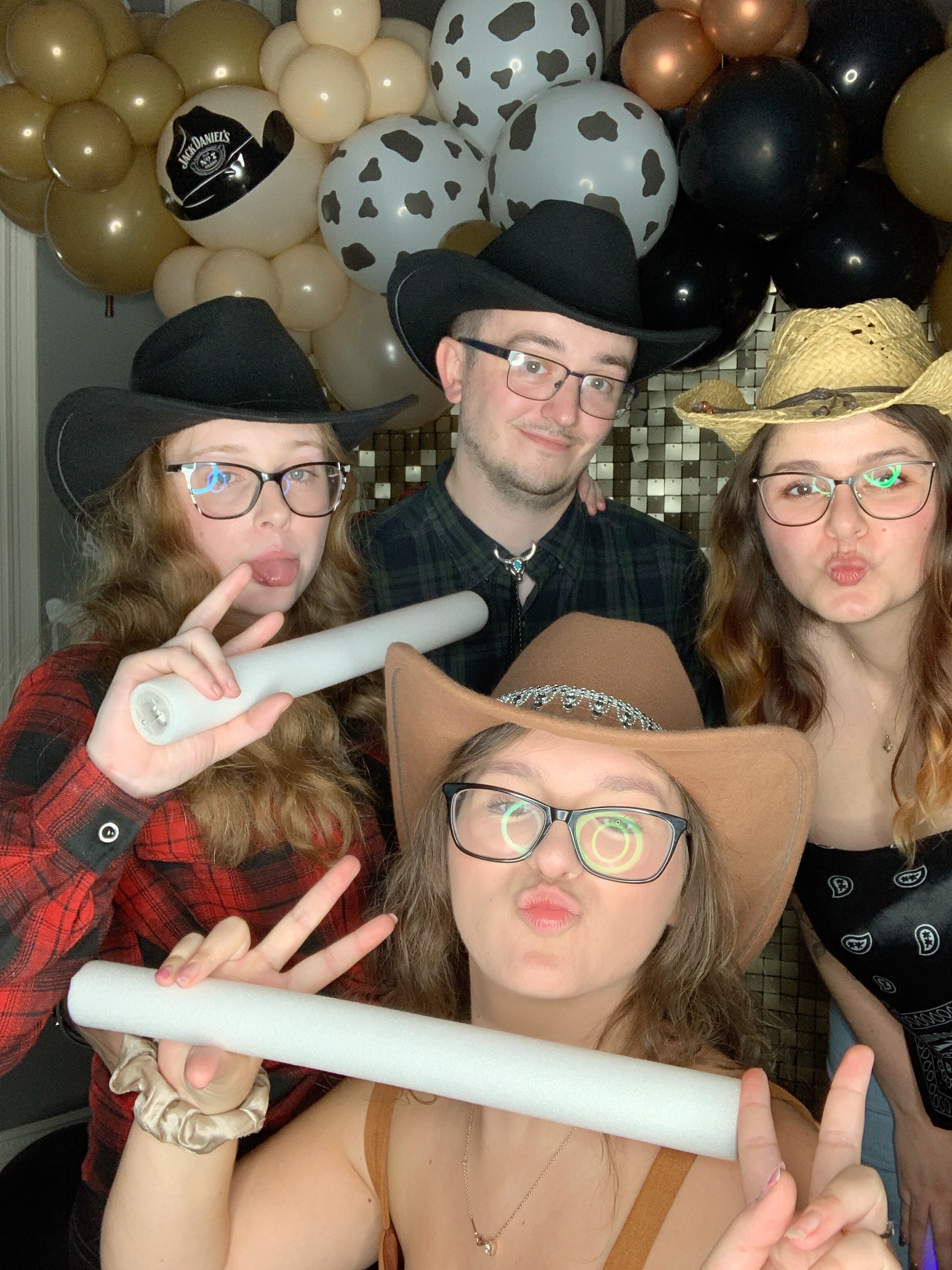 Saltmarshe Staff party  | View more photos from the event at gallery.magicimages.uk/u/MagicImages/Saltmarshe-Staff-party