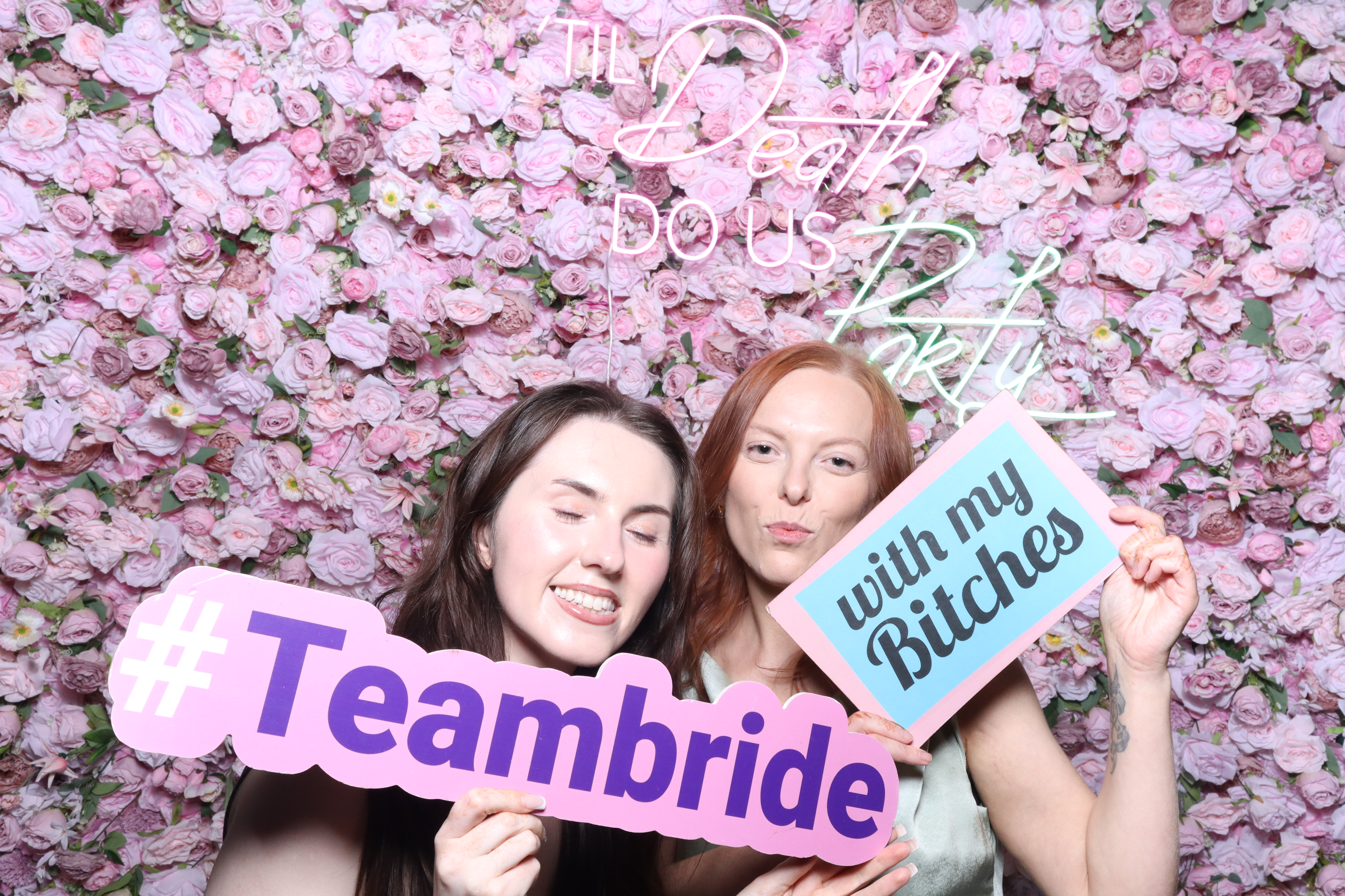 Shahanna and Taylor | View more photos from the event at gallery.magicimages.uk/u/MagicImages/Shahanna-and-Taylor