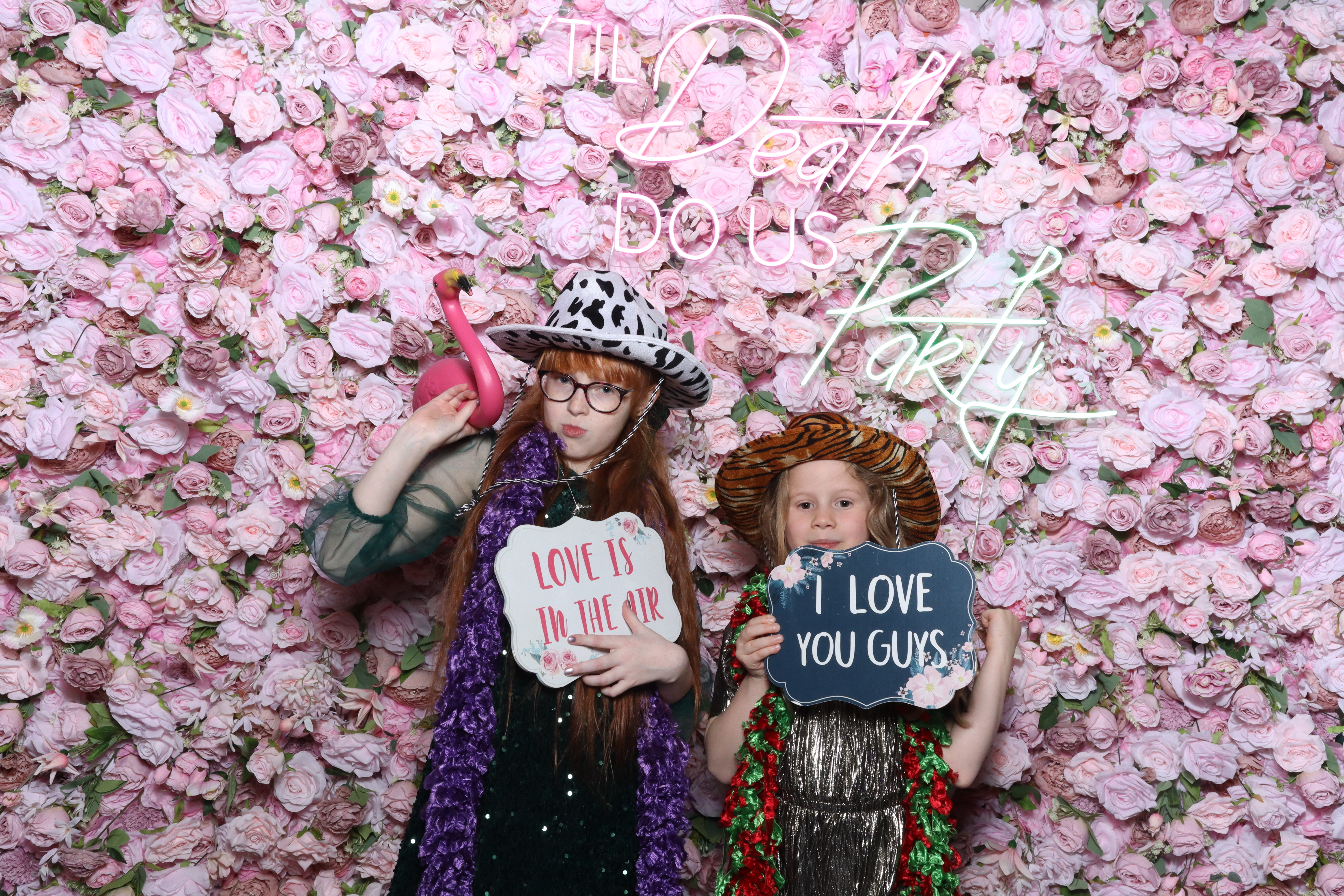 Shahanna and Taylor | View more photos from the event at gallery.magicimages.uk/u/MagicImages/Shahanna-and-Taylor