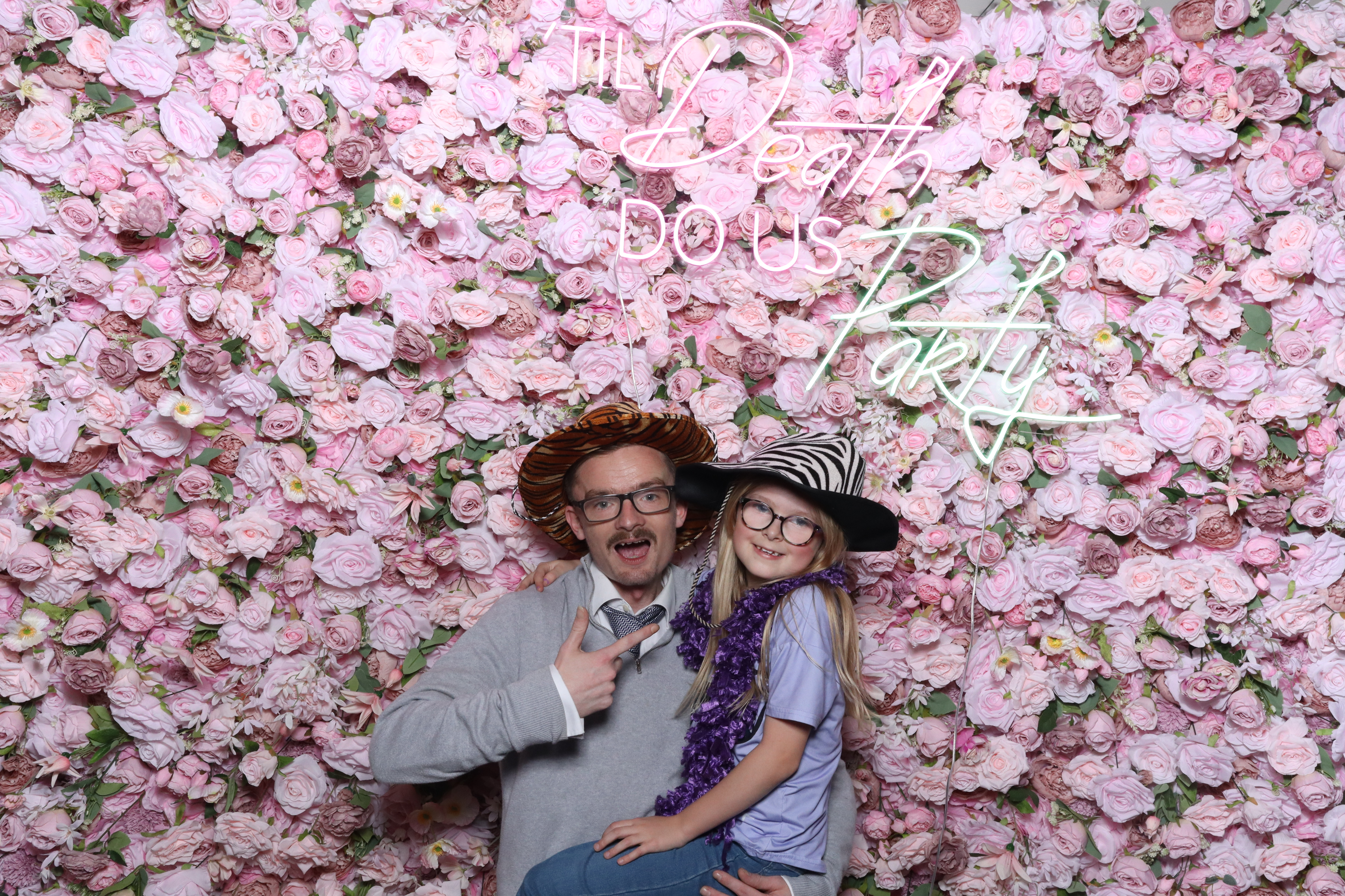 Shahanna and Taylor | View more photos from the event at gallery.magicimages.uk/u/MagicImages/Shahanna-and-Taylor