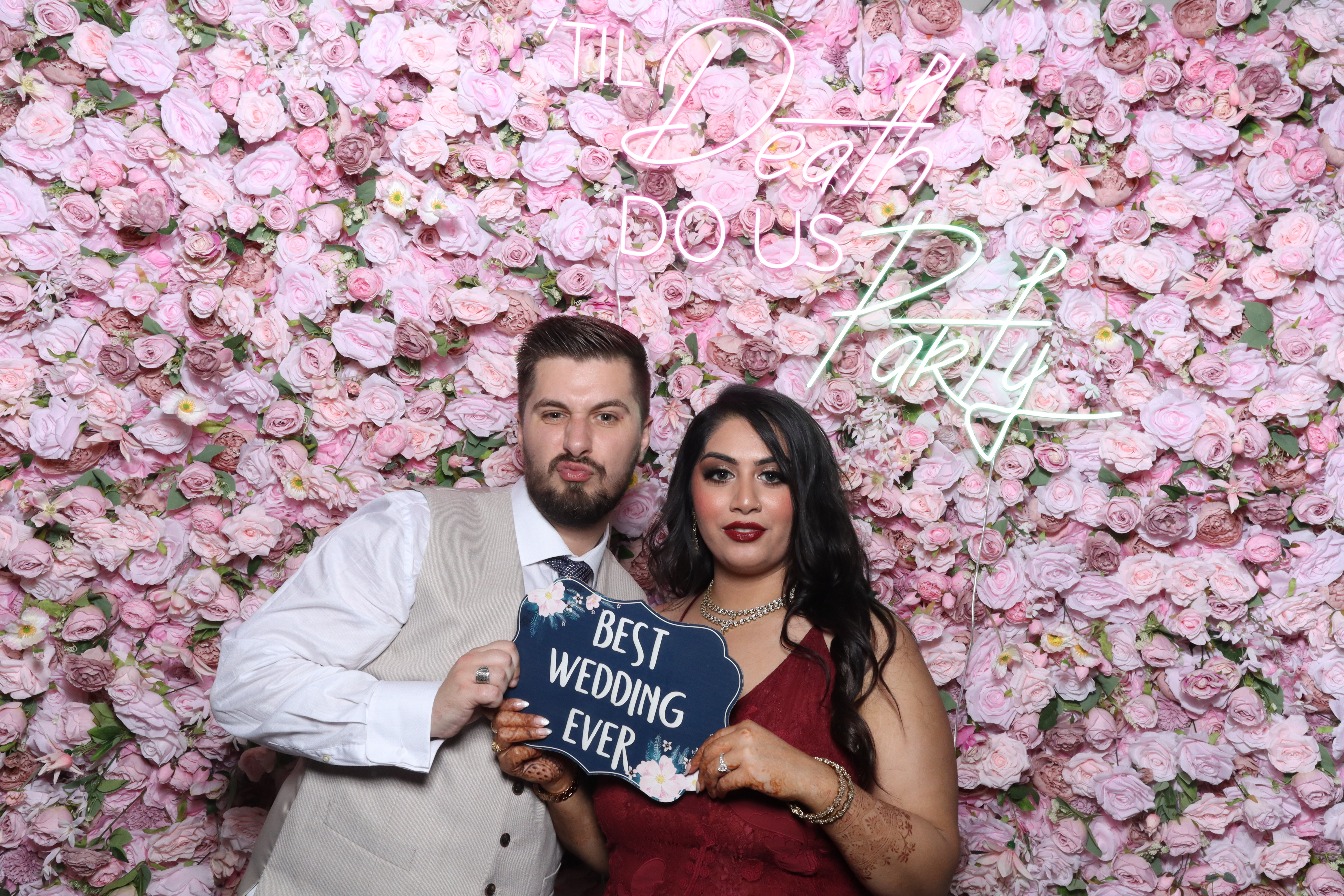 Shahanna and Taylor | View more photos from the event at gallery.magicimages.uk/u/MagicImages/Shahanna-and-Taylor