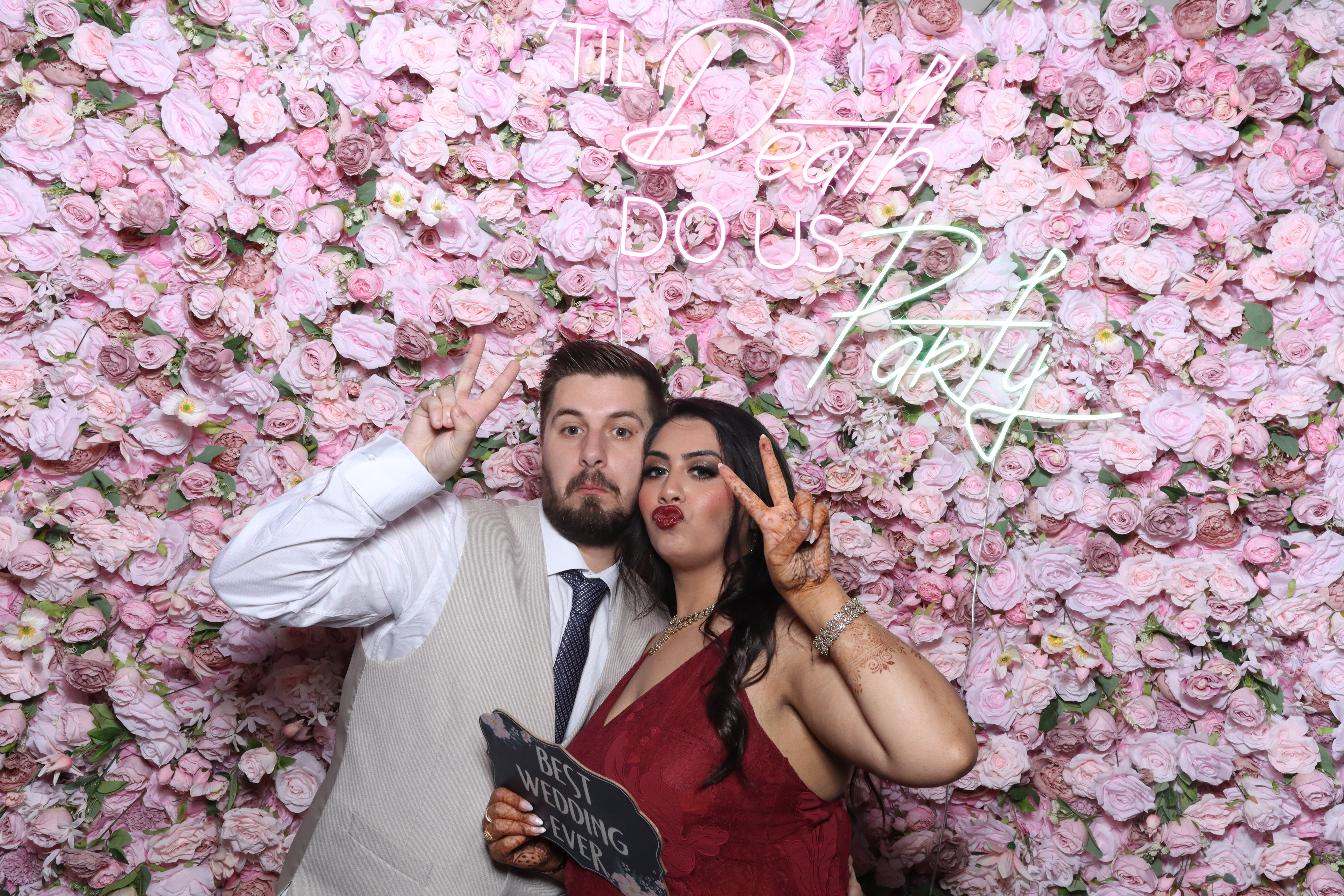 Shahanna and Taylor | View more photos from the event at gallery.magicimages.uk/u/MagicImages/Shahanna-and-Taylor