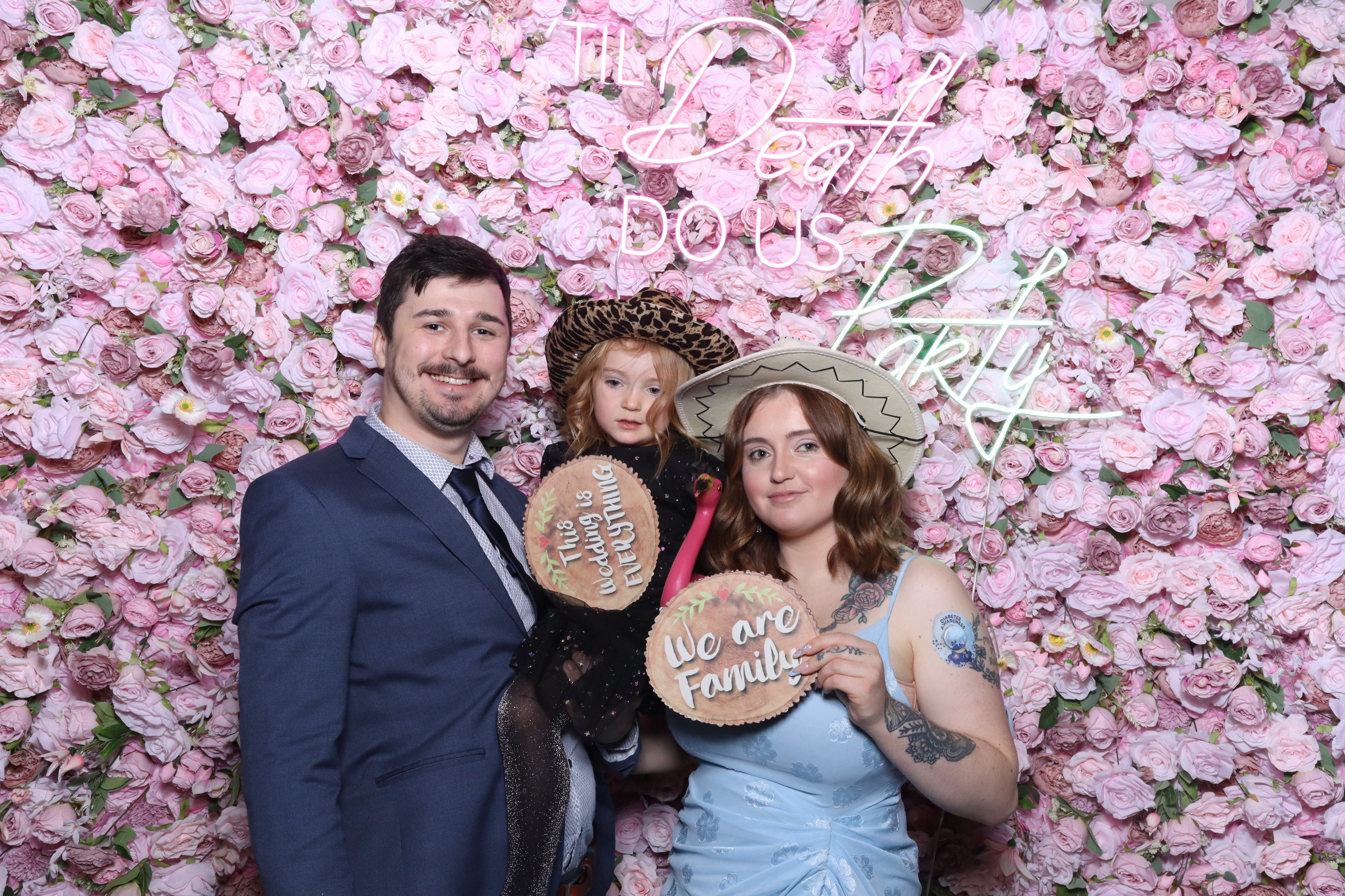 Shahanna and Taylor | View more photos from the event at gallery.magicimages.uk/u/MagicImages/Shahanna-and-Taylor