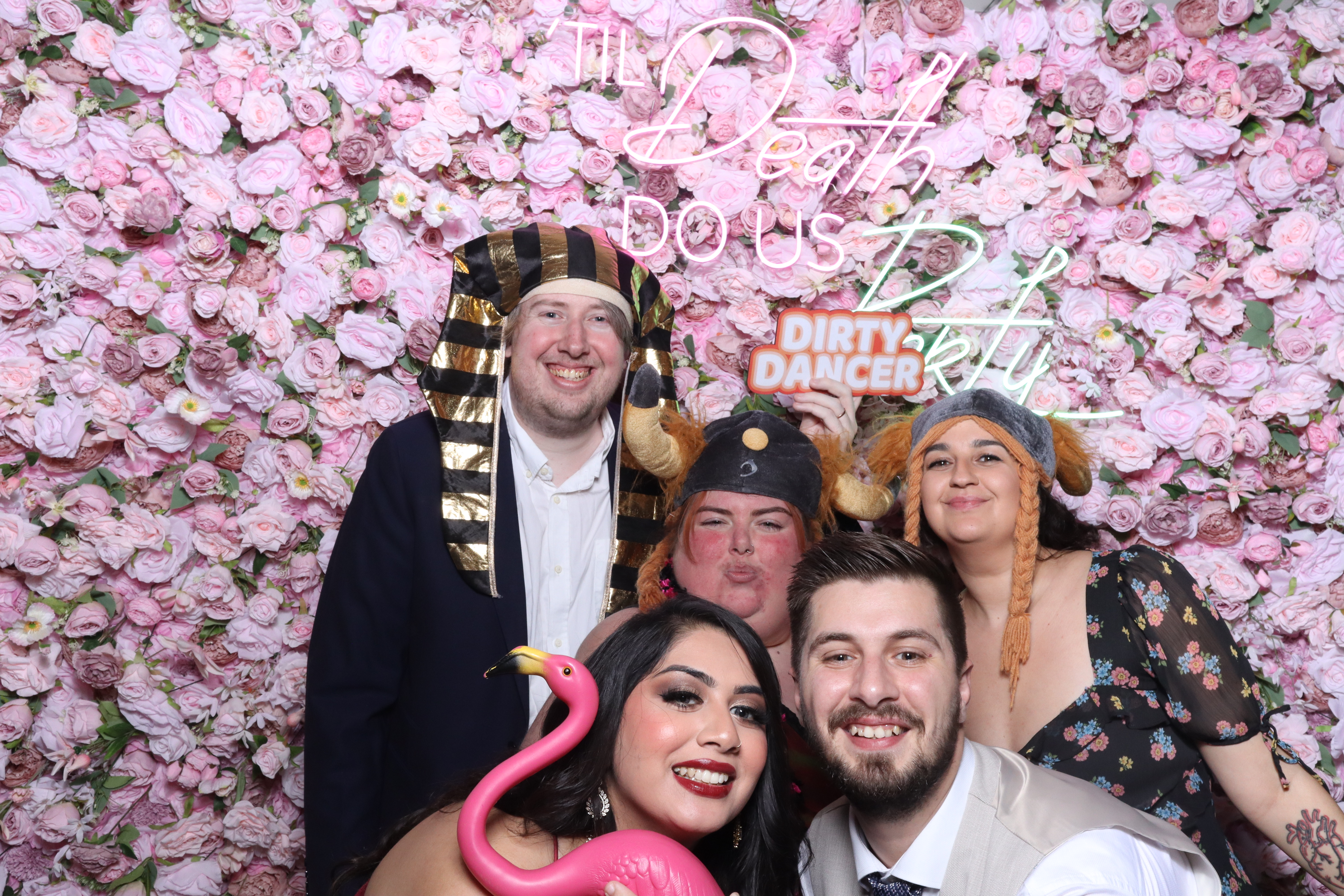 Shahanna and Taylor | View more photos from the event at gallery.magicimages.uk/u/MagicImages/Shahanna-and-Taylor