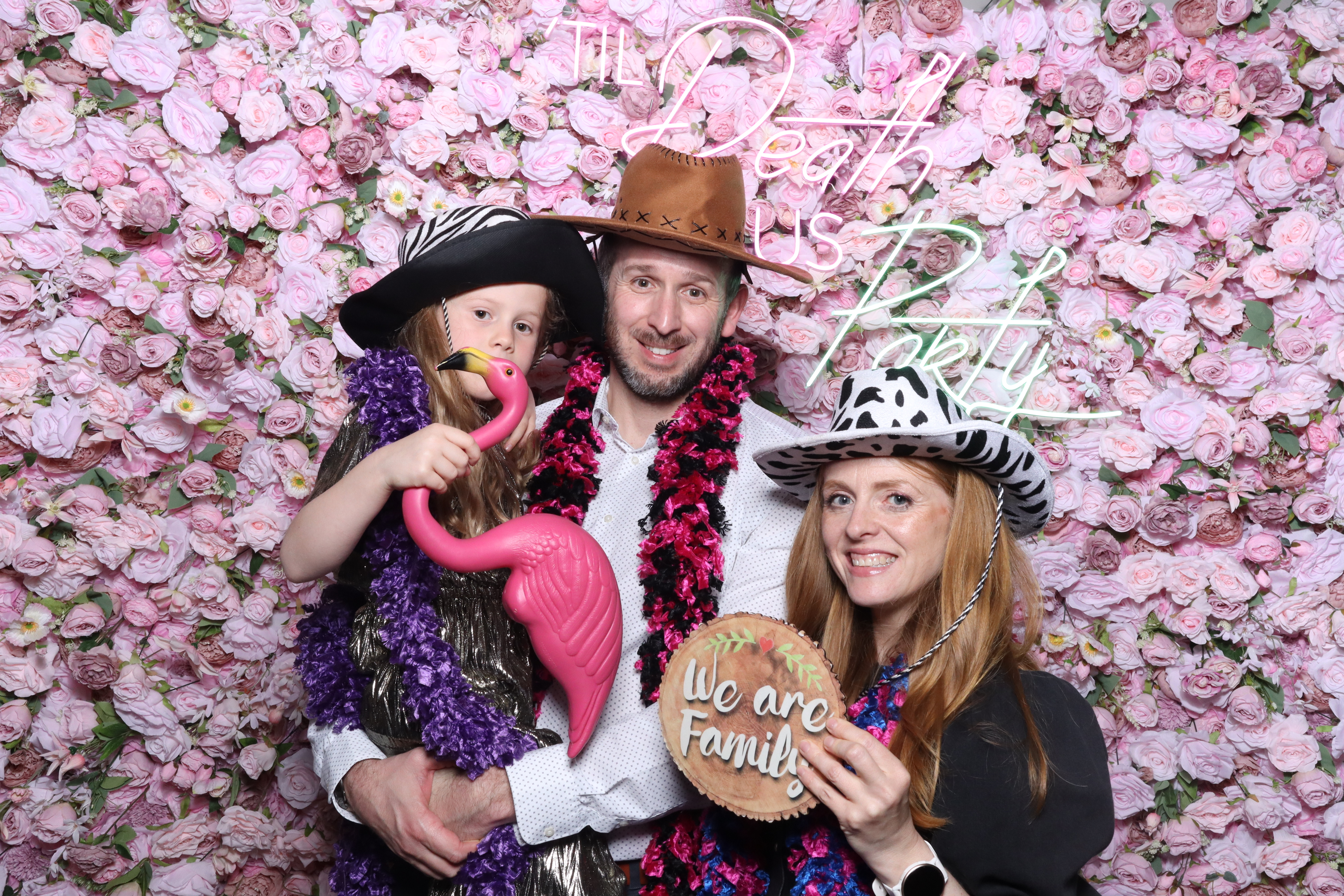 Shahanna and Taylor | View more photos from the event at gallery.magicimages.uk/u/MagicImages/Shahanna-and-Taylor