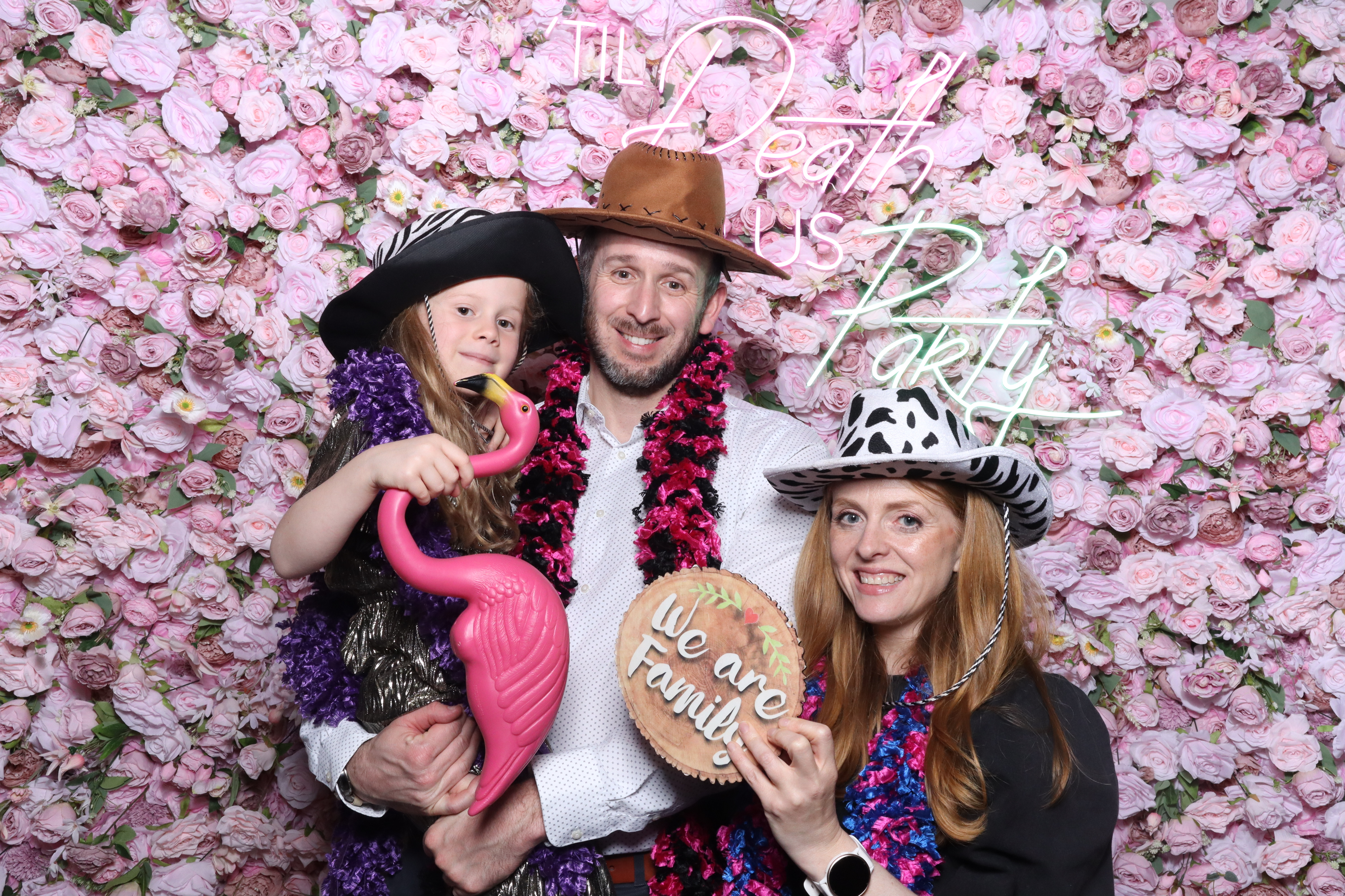 Shahanna and Taylor | View more photos from the event at gallery.magicimages.uk/u/MagicImages/Shahanna-and-Taylor