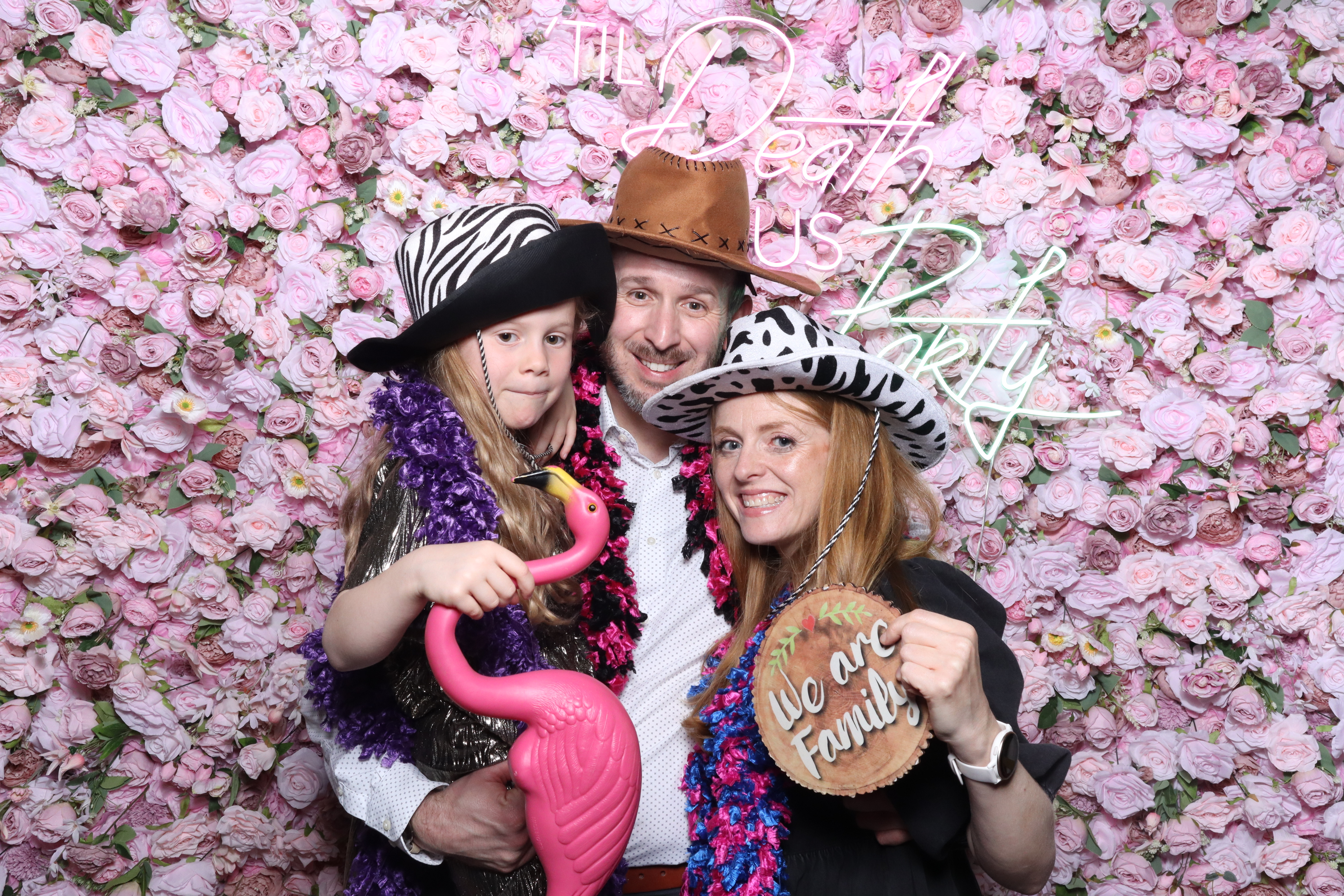 Shahanna and Taylor | View more photos from the event at gallery.magicimages.uk/u/MagicImages/Shahanna-and-Taylor