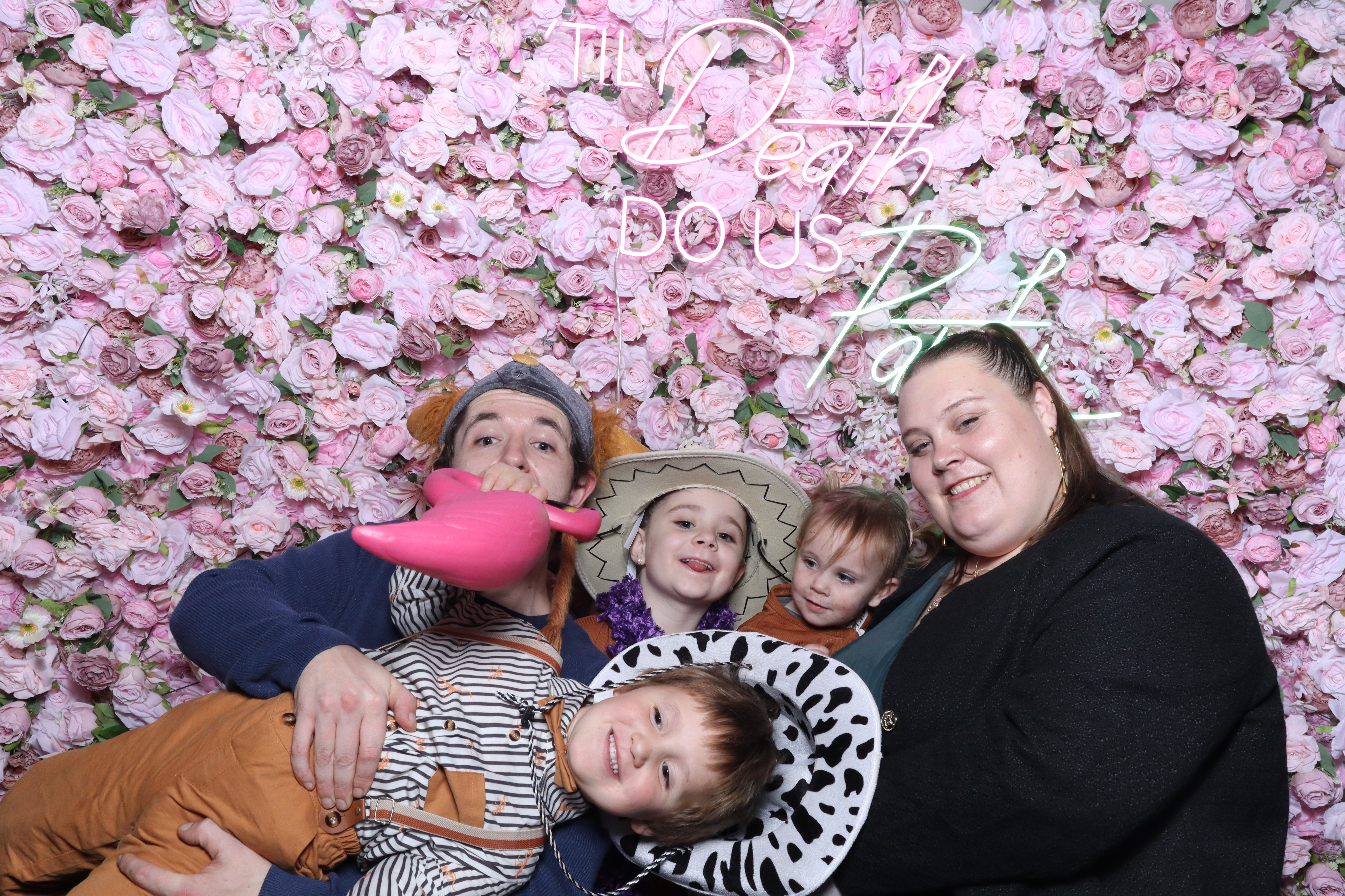 Shahanna and Taylor | View more photos from the event at gallery.magicimages.uk/u/MagicImages/Shahanna-and-Taylor