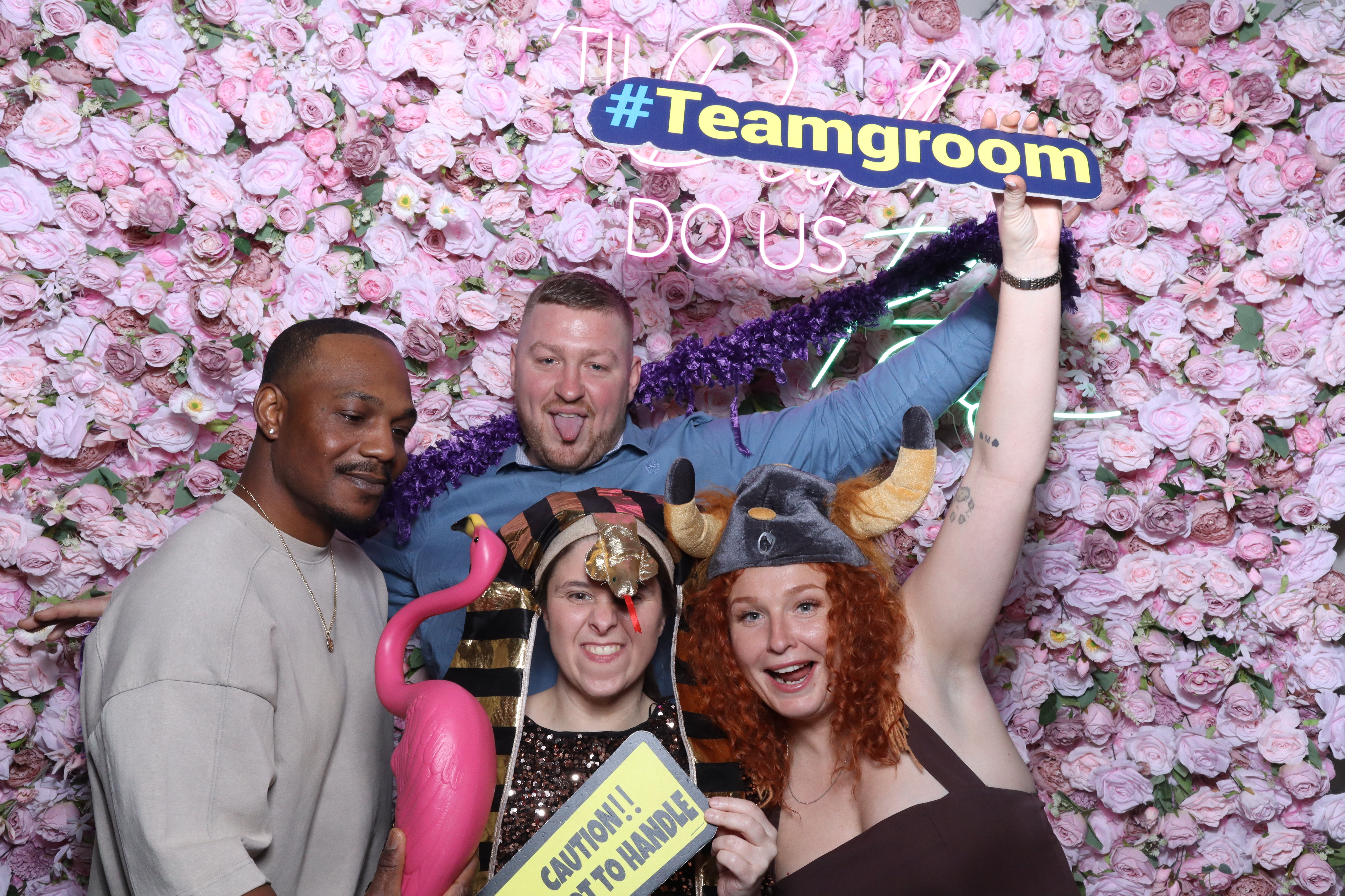 Shahanna and Taylor | View more photos from the event at gallery.magicimages.uk/u/MagicImages/Shahanna-and-Taylor