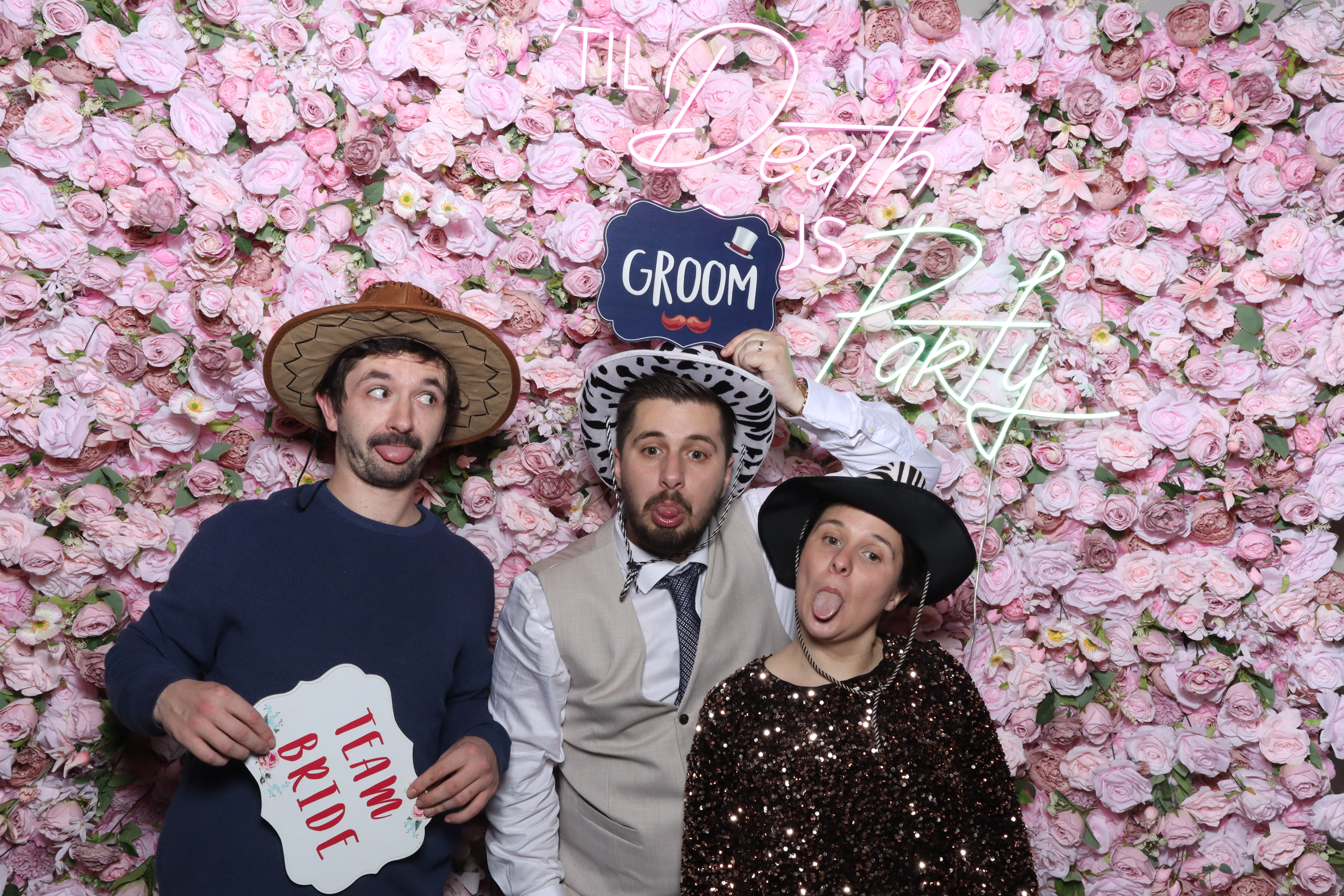 Shahanna and Taylor | View more photos from the event at gallery.magicimages.uk/u/MagicImages/Shahanna-and-Taylor