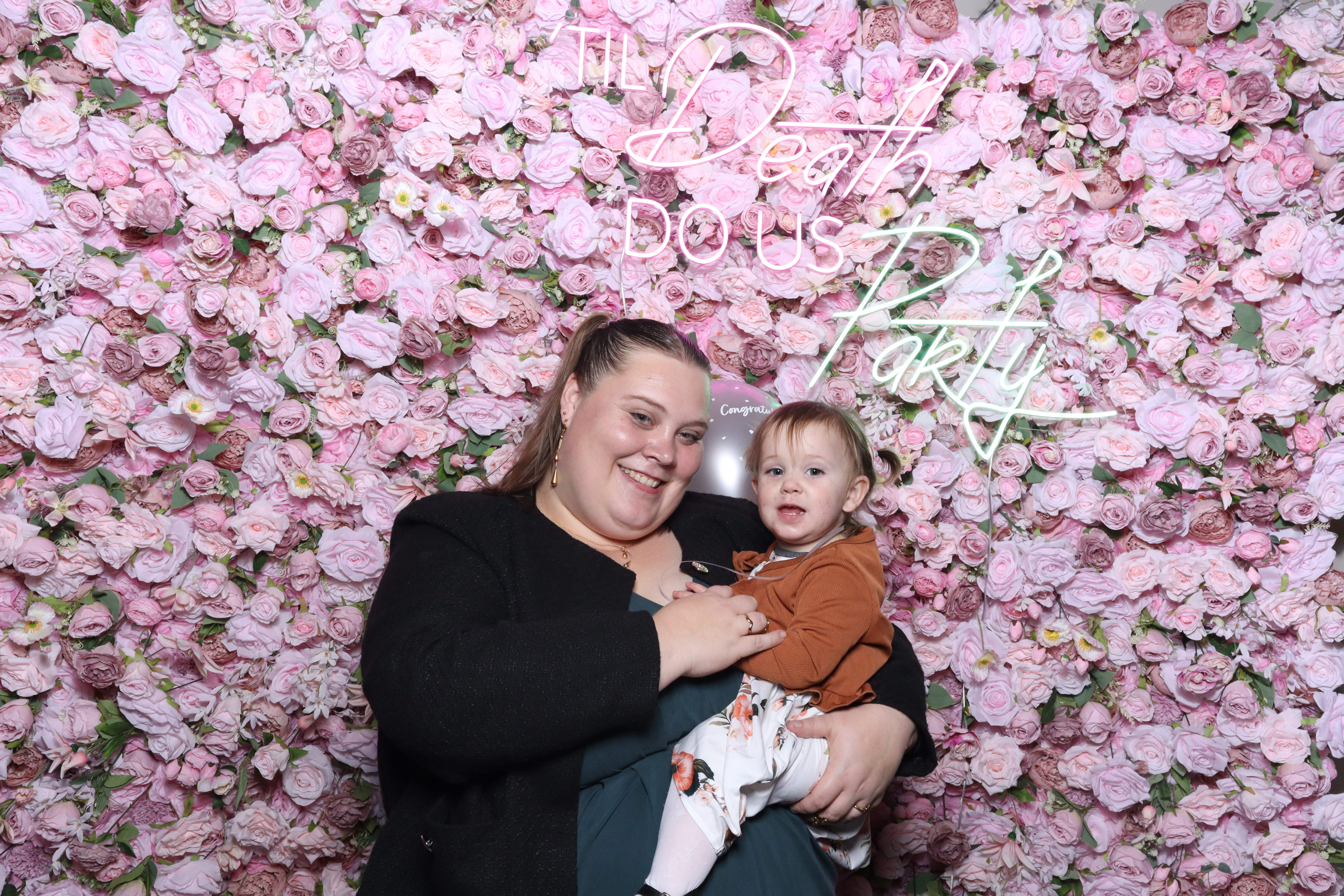Shahanna and Taylor | View more photos from the event at gallery.magicimages.uk/u/MagicImages/Shahanna-and-Taylor