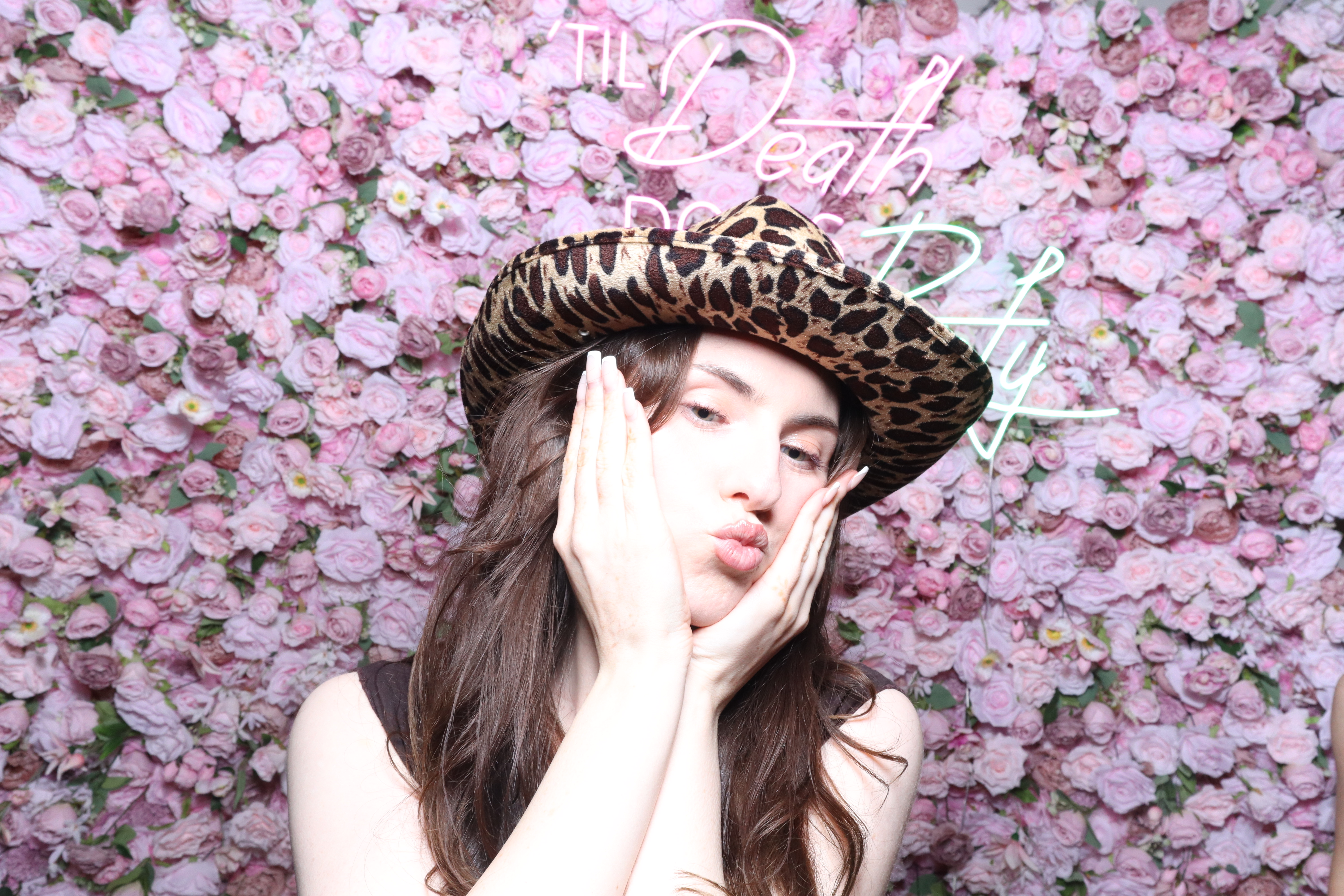 Shahanna and Taylor | View more photos from the event at gallery.magicimages.uk/u/MagicImages/Shahanna-and-Taylor