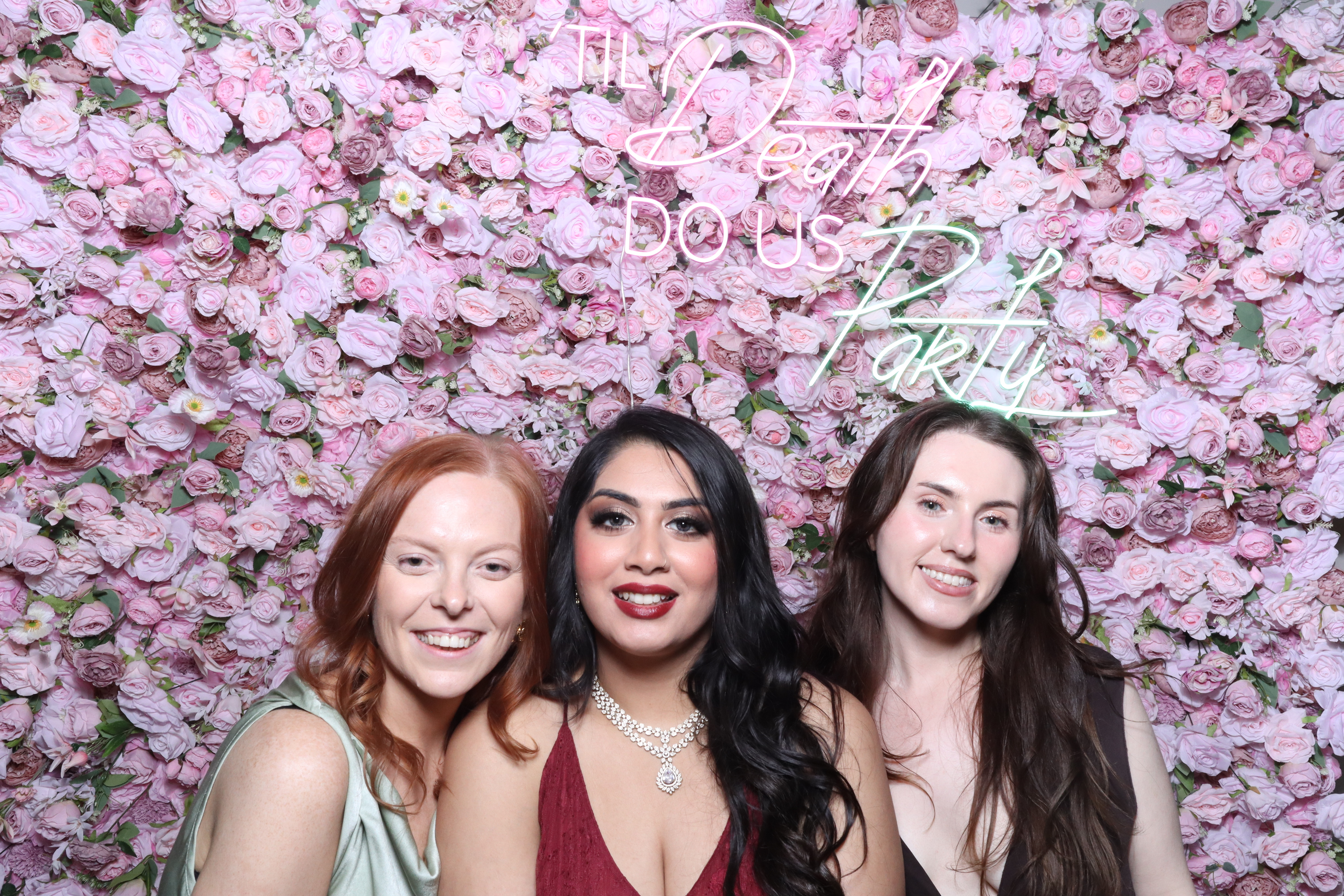 Shahanna and Taylor | View more photos from the event at gallery.magicimages.uk/u/MagicImages/Shahanna-and-Taylor