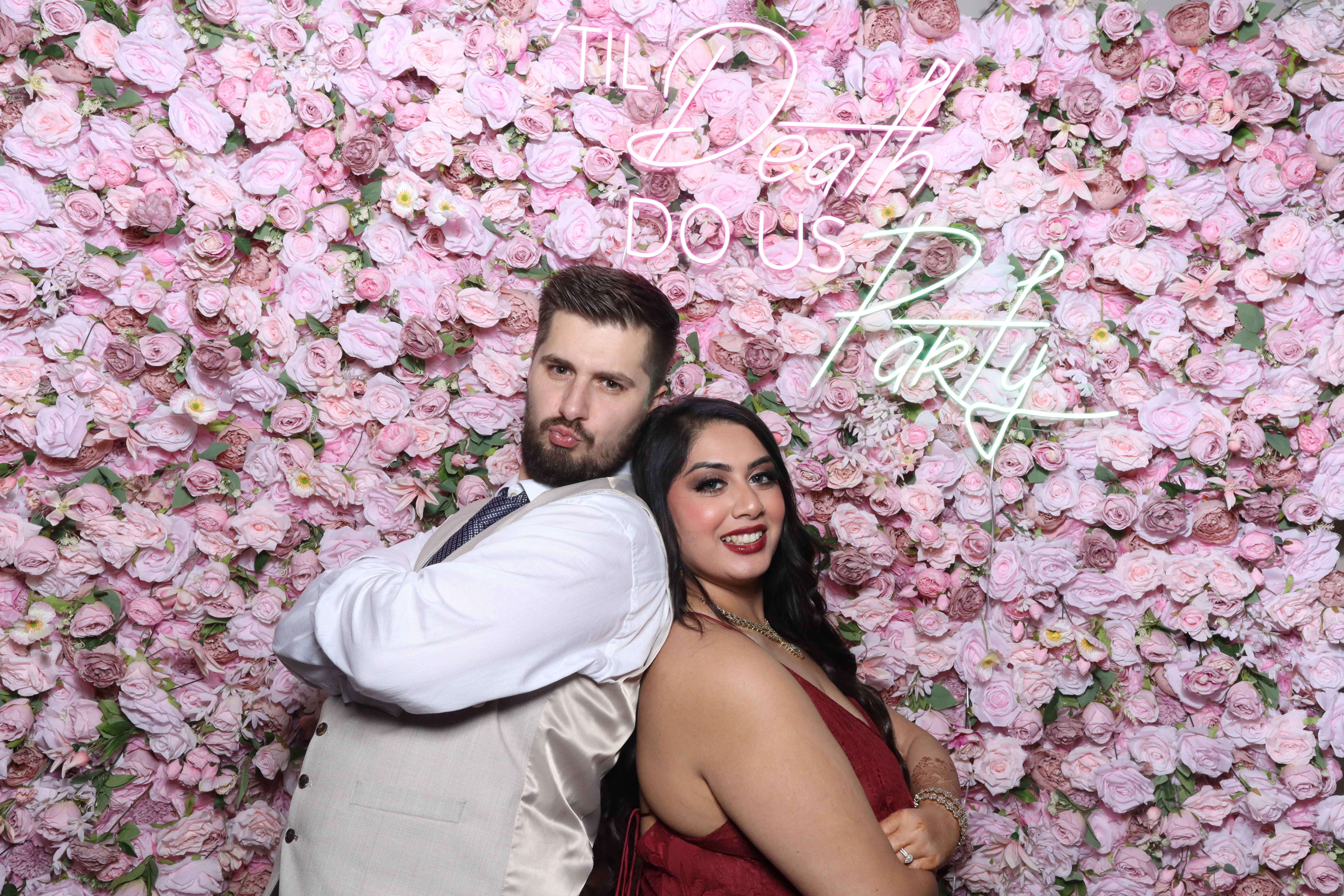 Shahanna and Taylor | View more photos from the event at gallery.magicimages.uk/u/MagicImages/Shahanna-and-Taylor