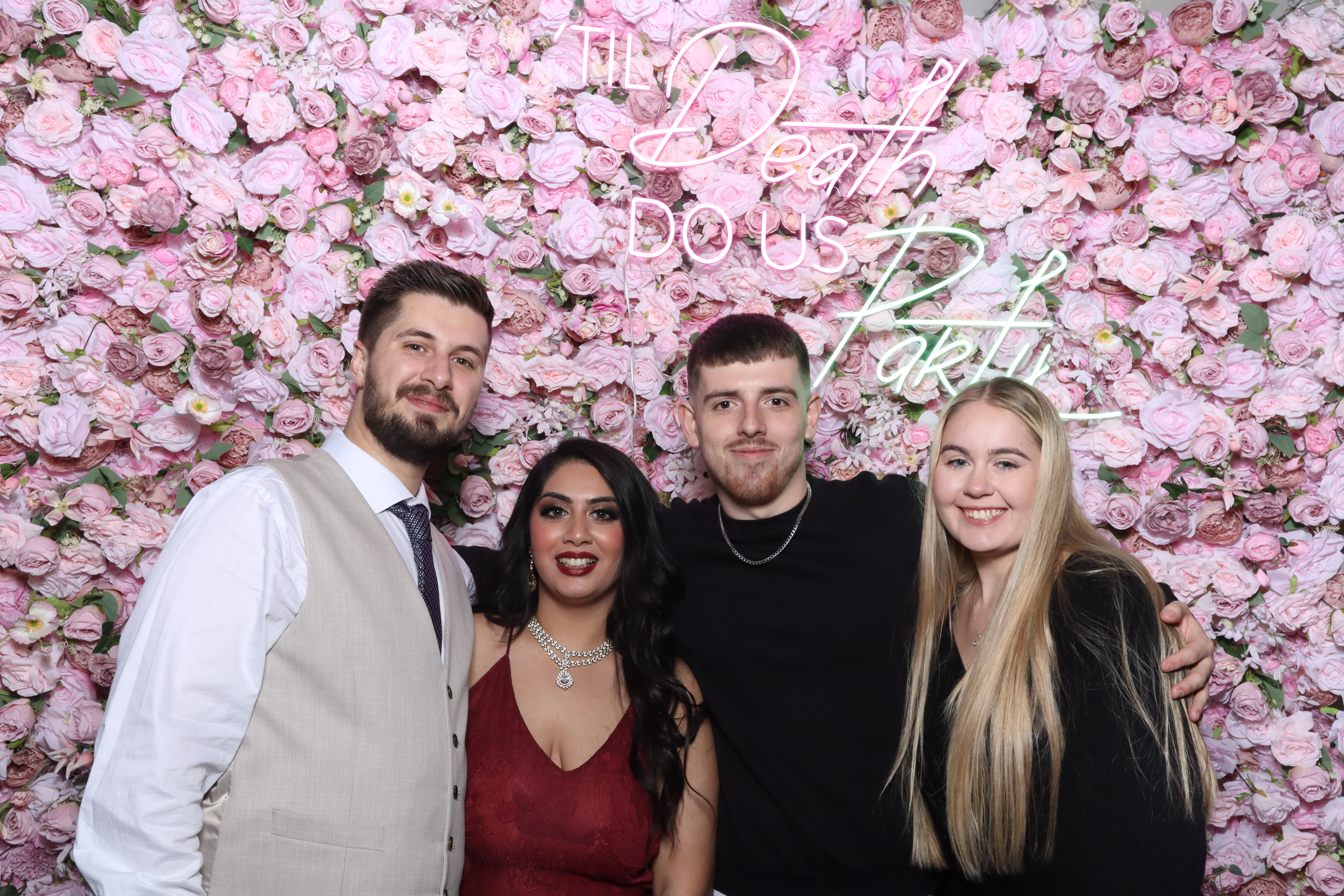 Shahanna and Taylor | View more photos from the event at gallery.magicimages.uk/u/MagicImages/Shahanna-and-Taylor