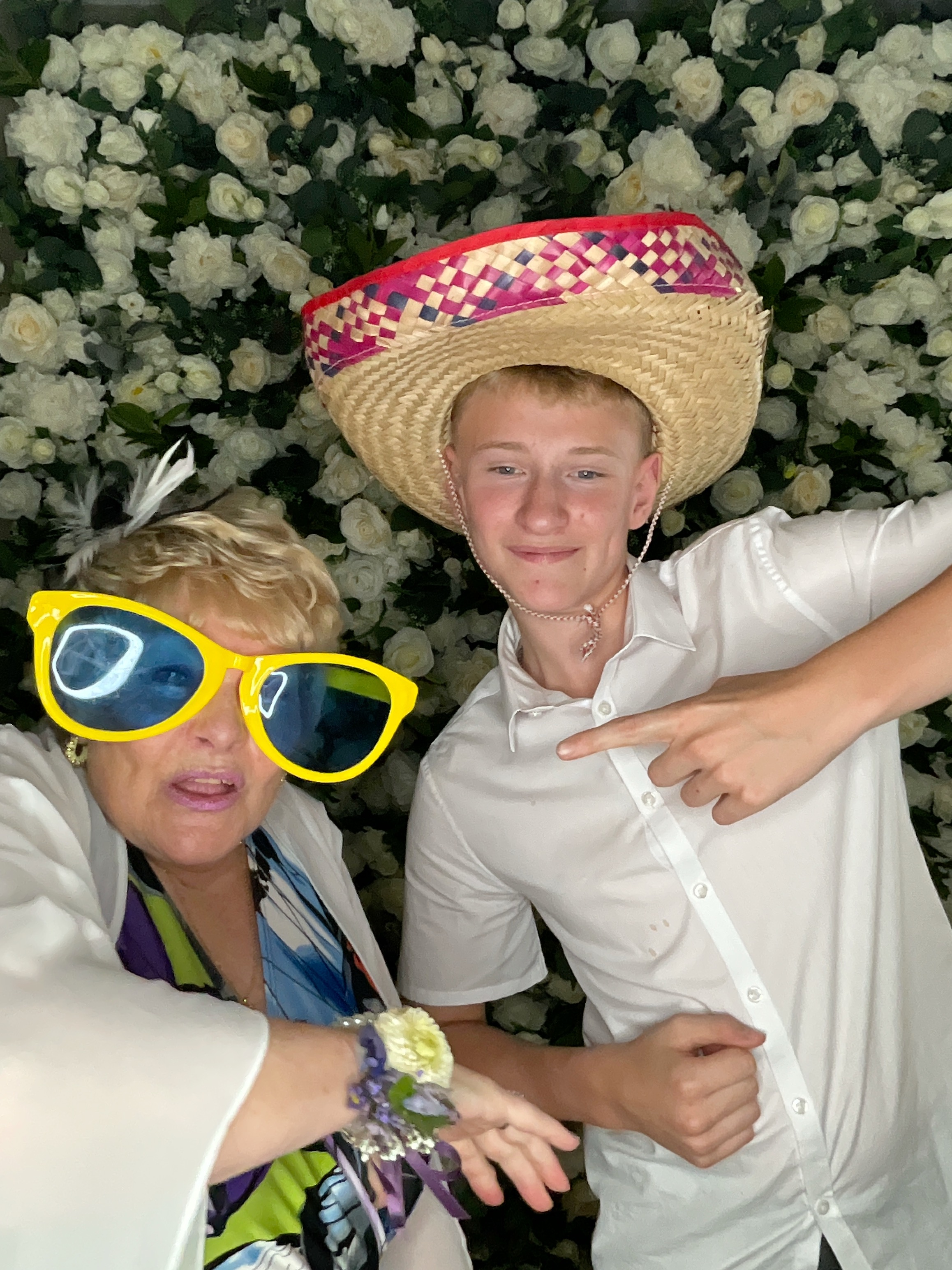 Shusma & Ade’s photo booth images  | View more photos from the event at gallery.magicimages.uk/u/MagicImages/Shusma-Ade’s-photo-booth-images