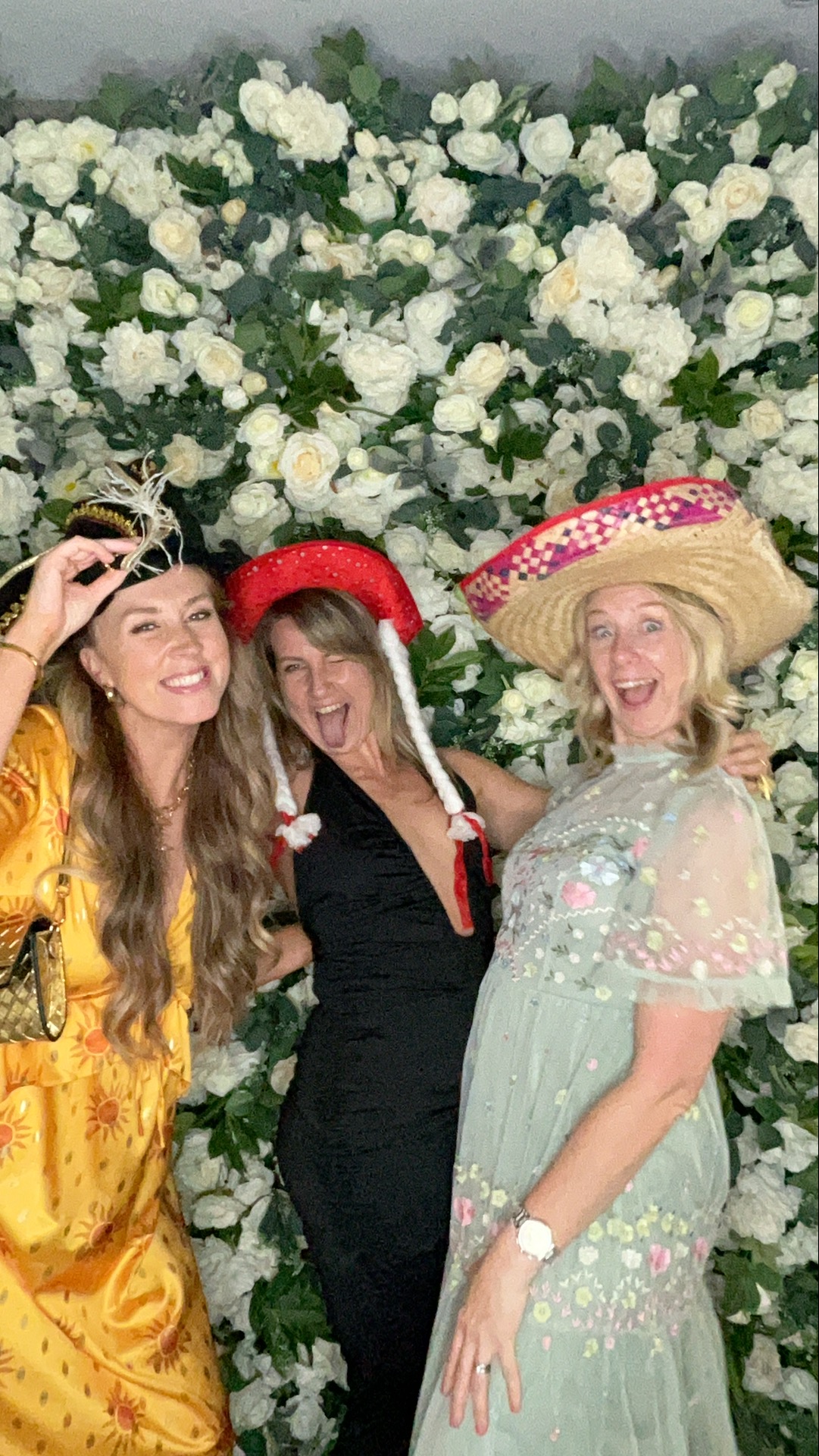 Shusma & Ade’s photo booth images  | View more photos from the event at gallery.magicimages.uk/u/MagicImages/Shusma-Ade’s-photo-booth-images