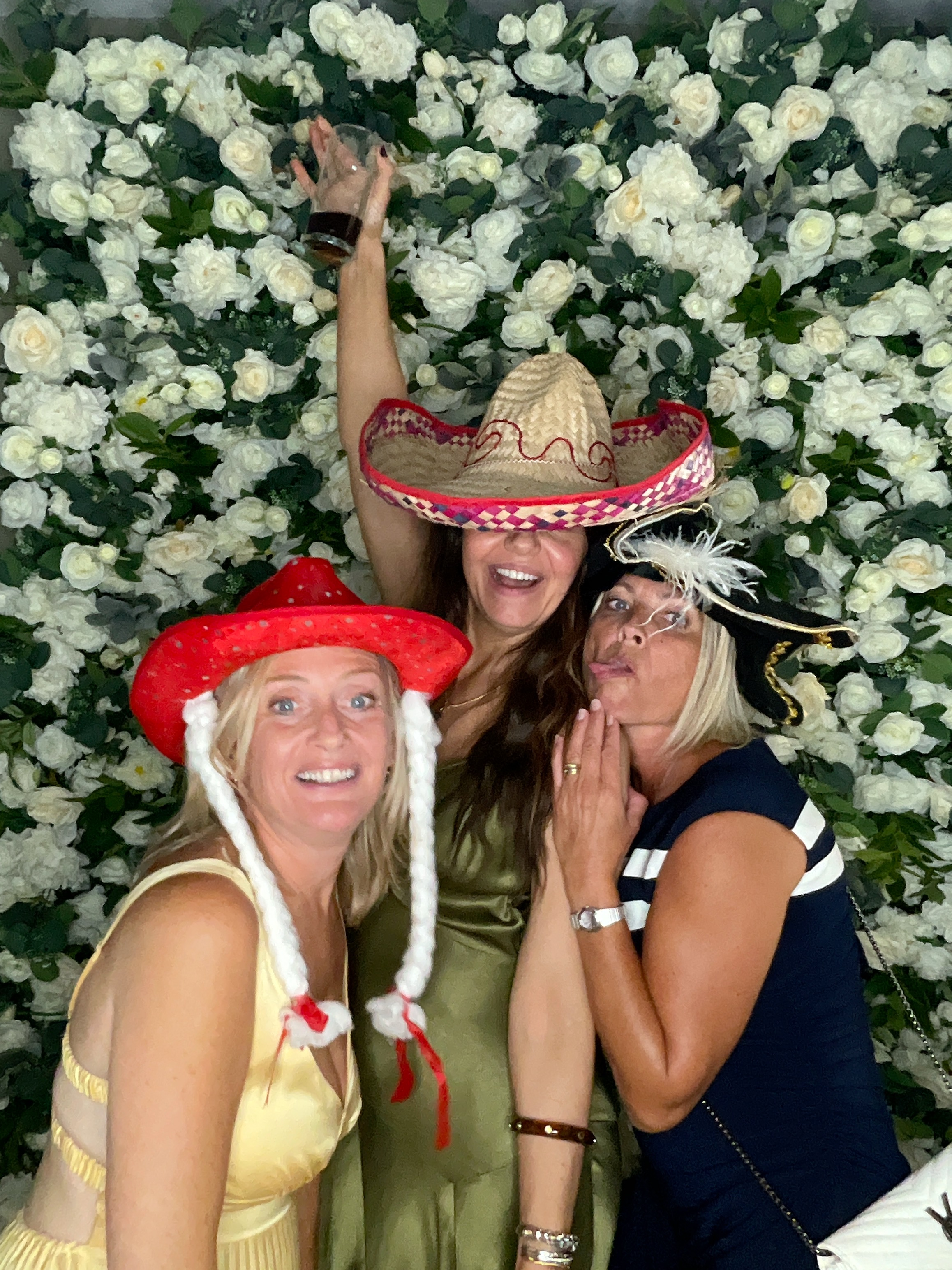 Shusma & Ade’s photo booth images  | View more photos from the event at gallery.magicimages.uk/u/MagicImages/Shusma-Ade’s-photo-booth-images