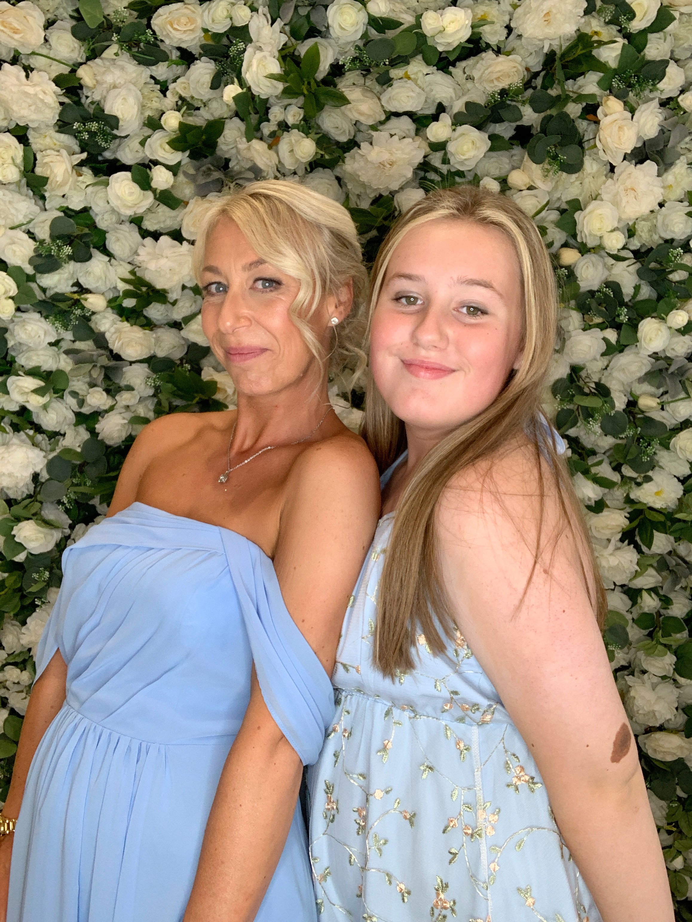 Sophie & Carl Photo Booth Images  | View more photos from the event at gallery.magicimages.uk/u/MagicImages/Sophie-Carl-Photo-Booth-Images