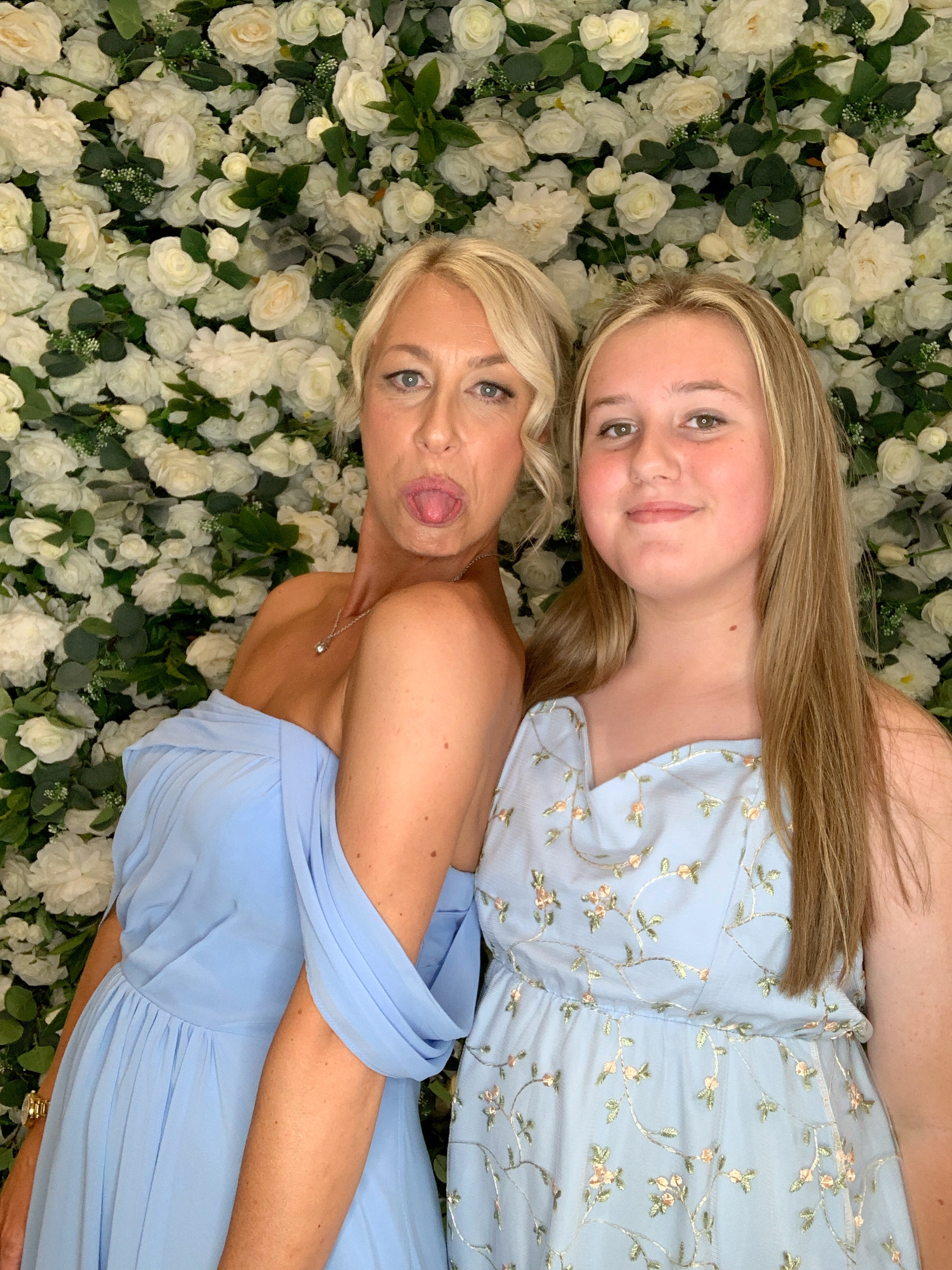 Sophie & Carl Photo Booth Images  | View more photos from the event at gallery.magicimages.uk/u/MagicImages/Sophie-Carl-Photo-Booth-Images