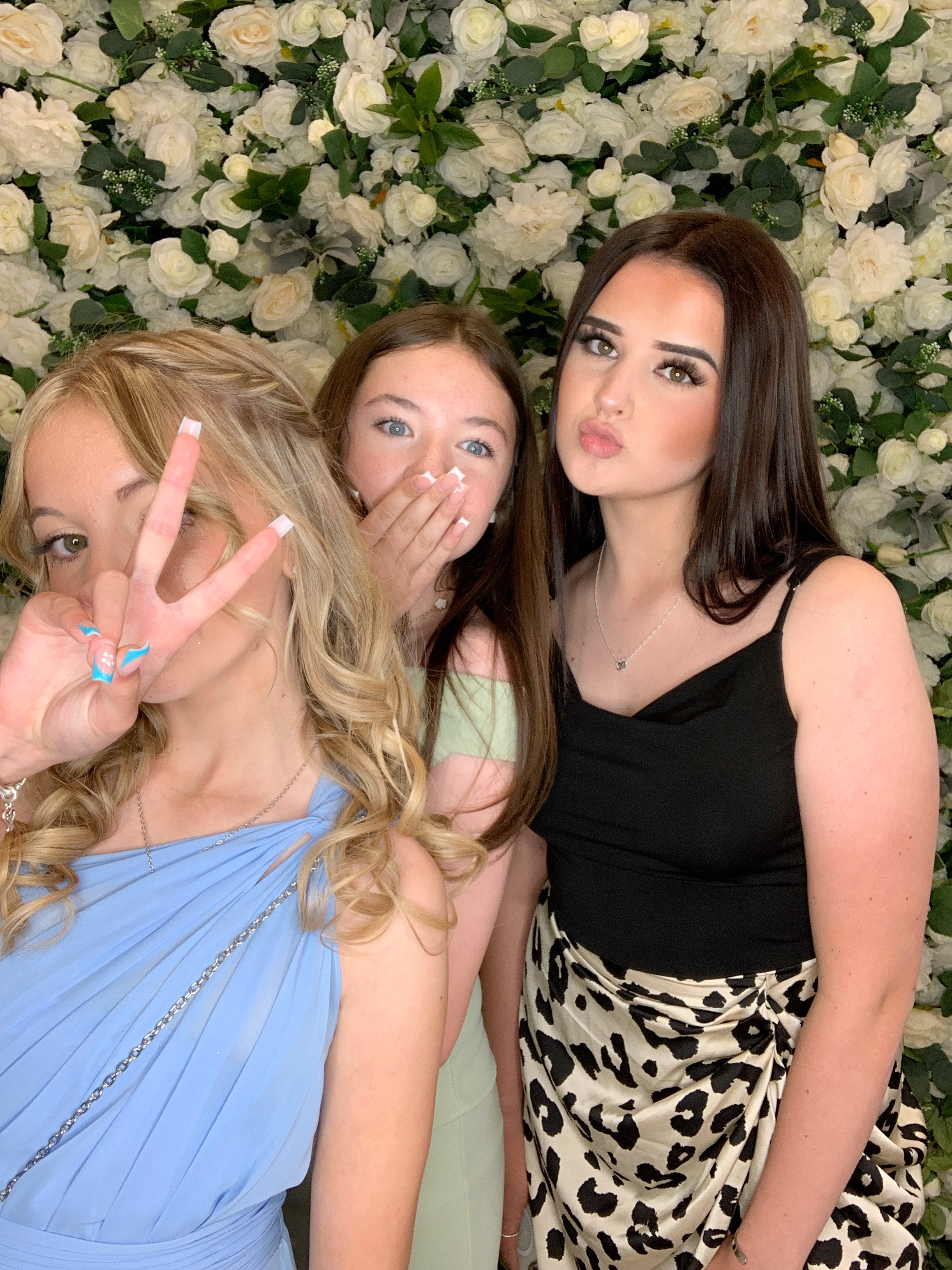 Sophie & Carl Photo Booth Images  | View more photos from the event at gallery.magicimages.uk/u/MagicImages/Sophie-Carl-Photo-Booth-Images