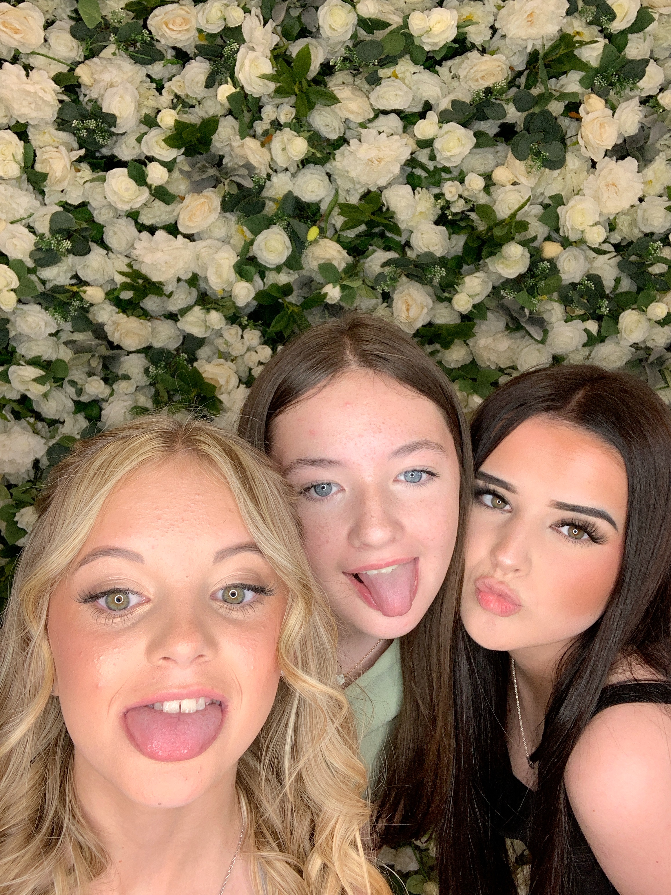 Sophie & Carl Photo Booth Images  | View more photos from the event at gallery.magicimages.uk/u/MagicImages/Sophie-Carl-Photo-Booth-Images