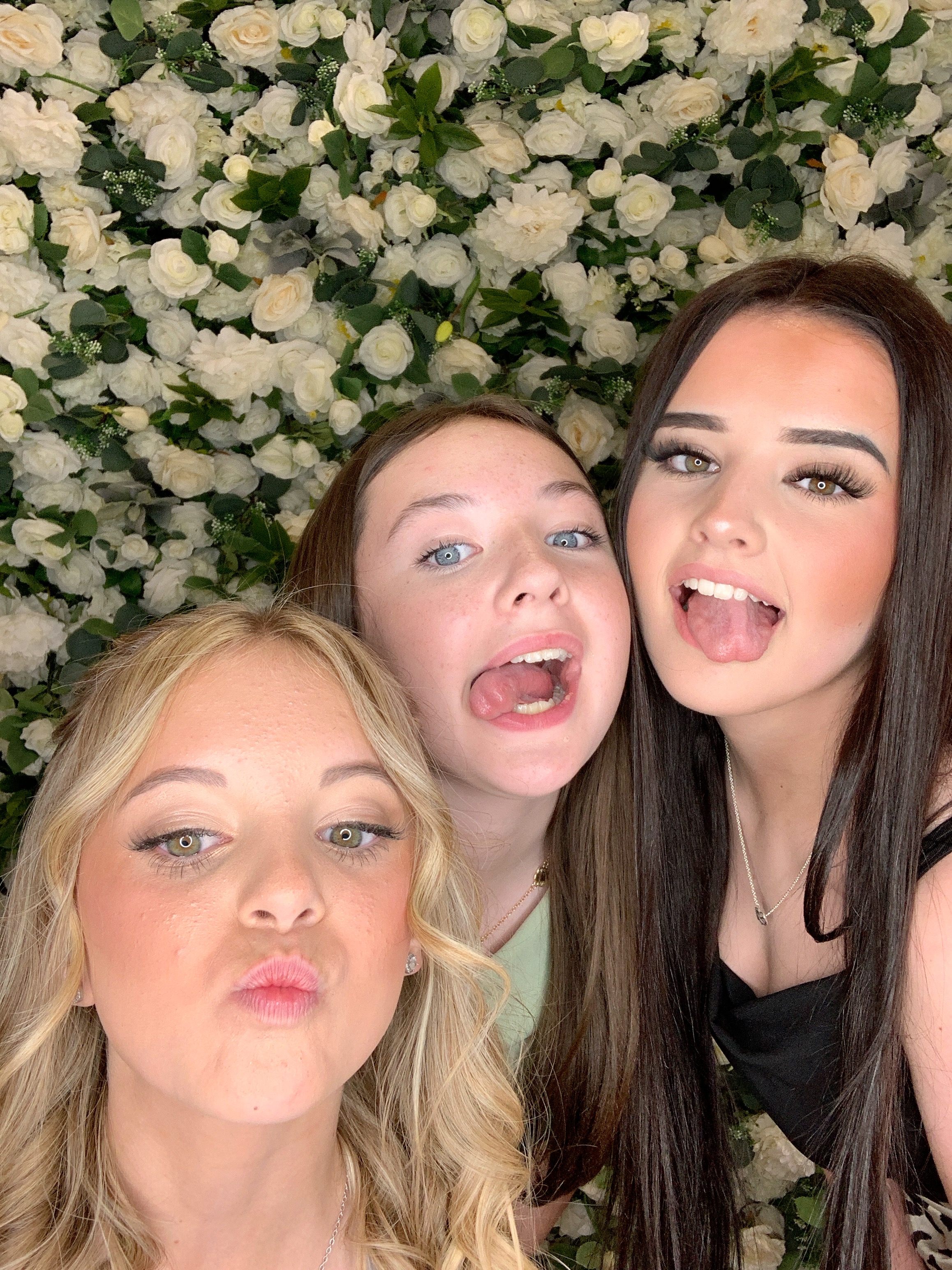 Sophie & Carl Photo Booth Images  | View more photos from the event at gallery.magicimages.uk/u/MagicImages/Sophie-Carl-Photo-Booth-Images