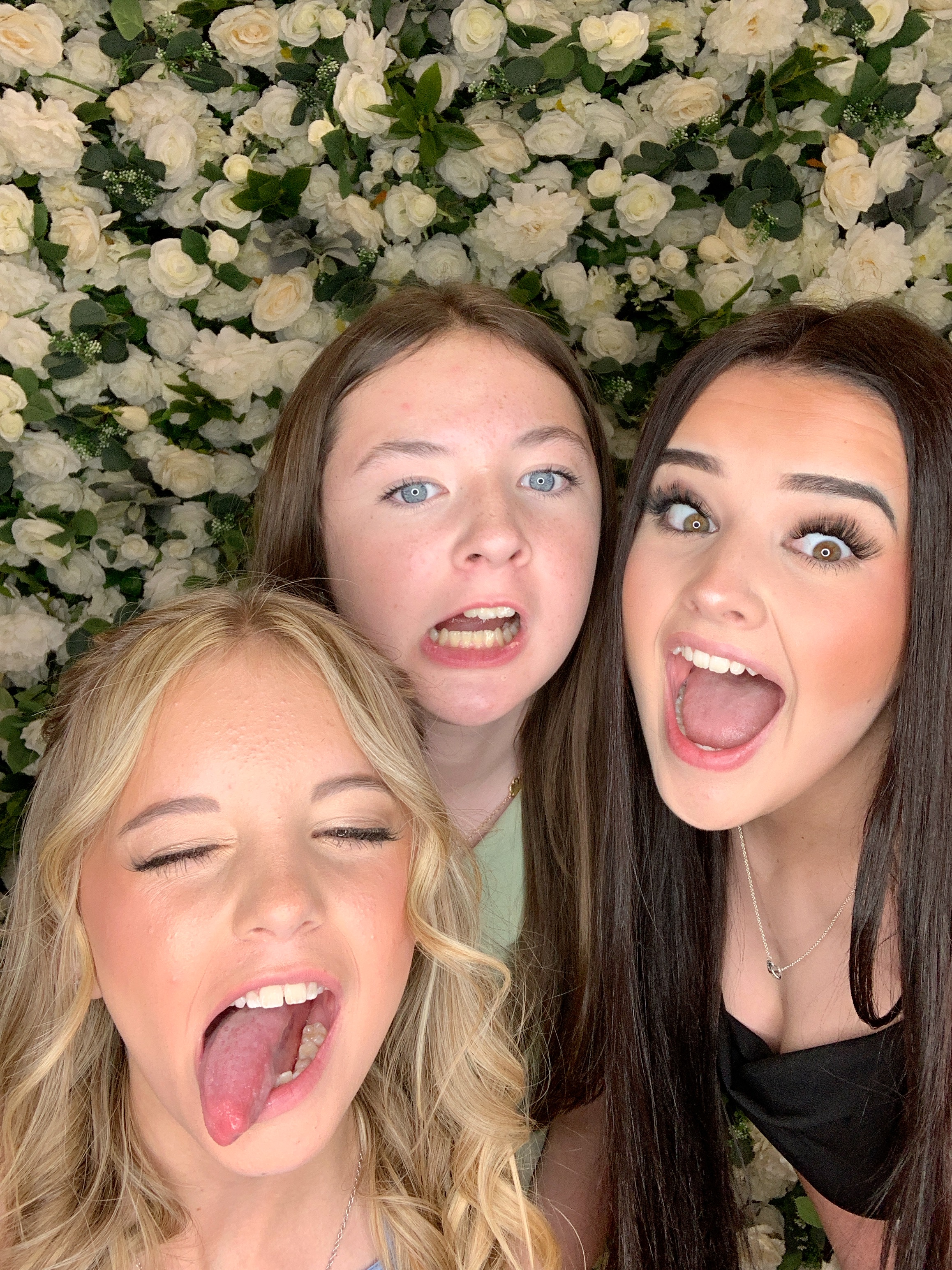 Sophie & Carl Photo Booth Images  | View more photos from the event at gallery.magicimages.uk/u/MagicImages/Sophie-Carl-Photo-Booth-Images