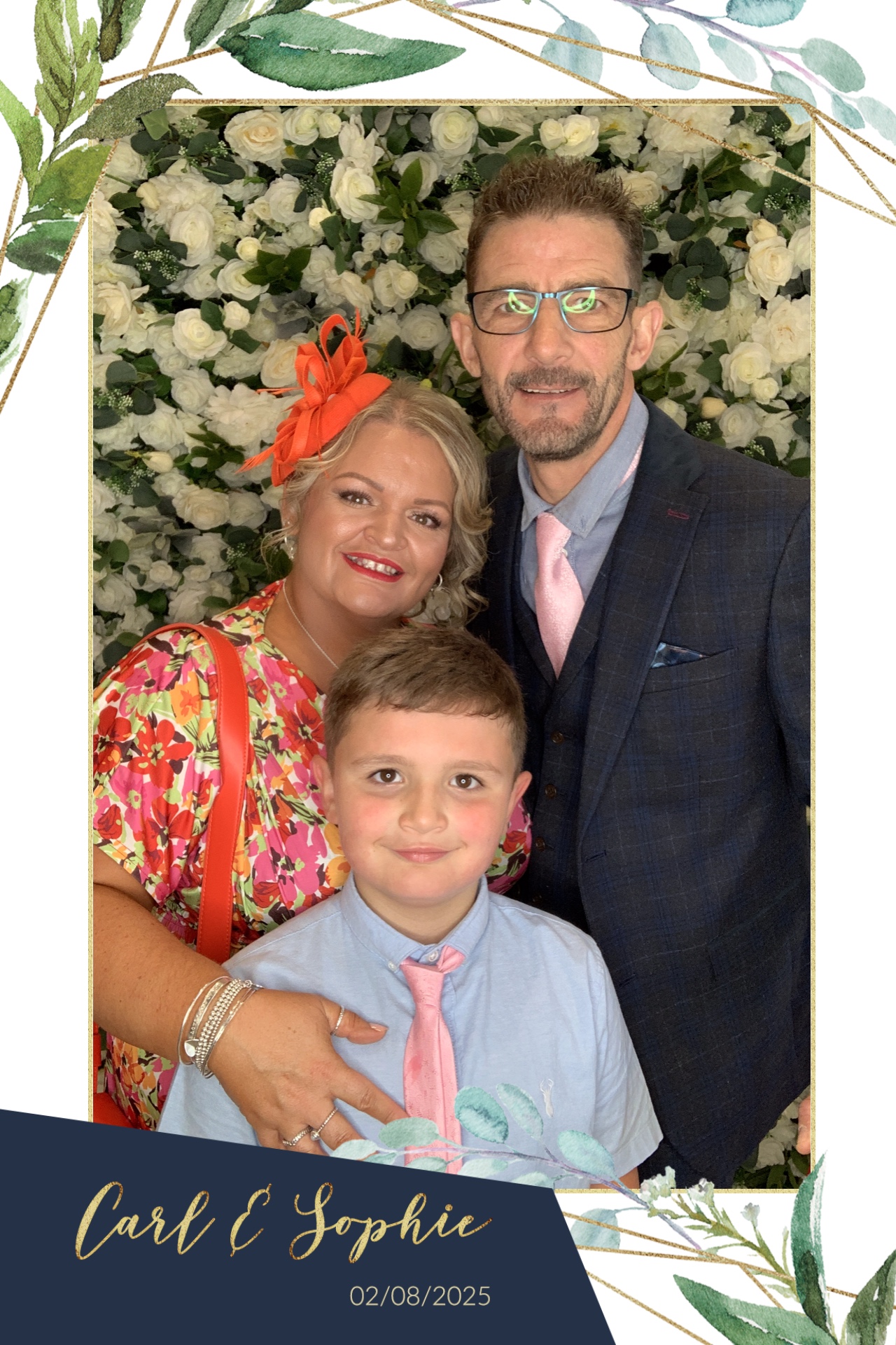 Sophie & Carl Photo Booth Images  | View more photos from the event at gallery.magicimages.uk/u/MagicImages/Sophie-Carl-Photo-Booth-Images