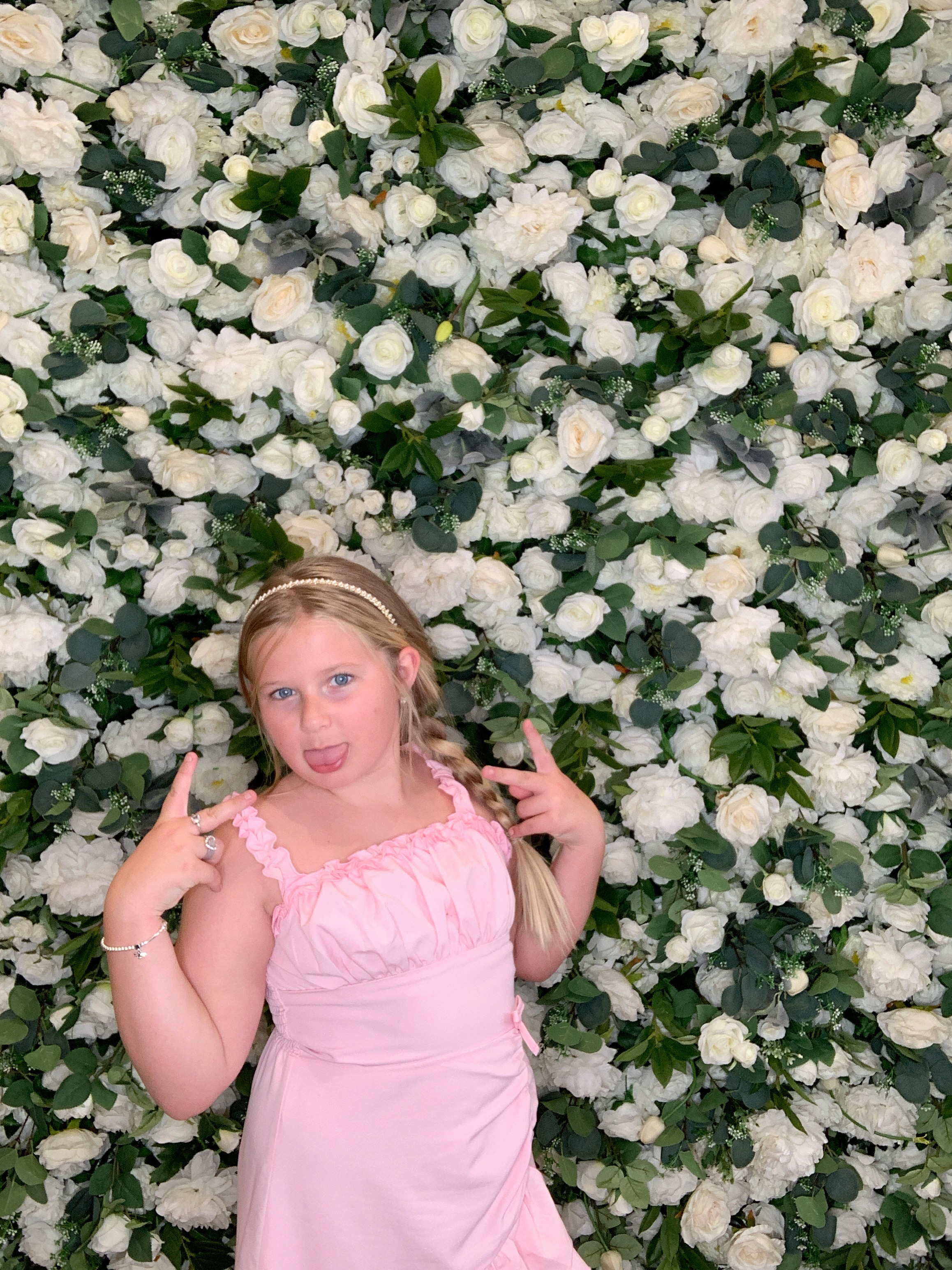 Sophie & Carl Photo Booth Images  | View more photos from the event at gallery.magicimages.uk/u/MagicImages/Sophie-Carl-Photo-Booth-Images