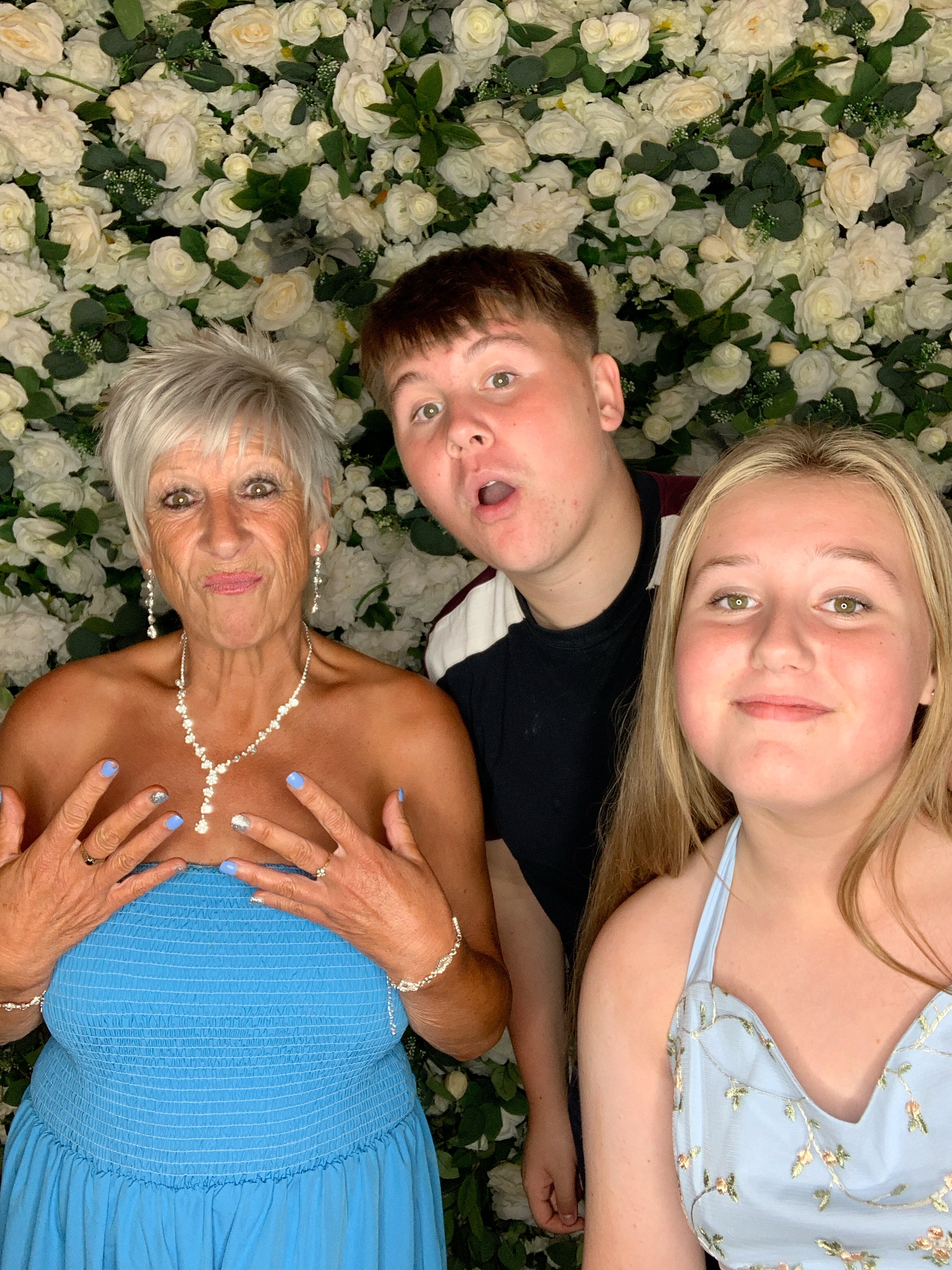 Sophie & Carl Photo Booth Images  | View more photos from the event at gallery.magicimages.uk/u/MagicImages/Sophie-Carl-Photo-Booth-Images