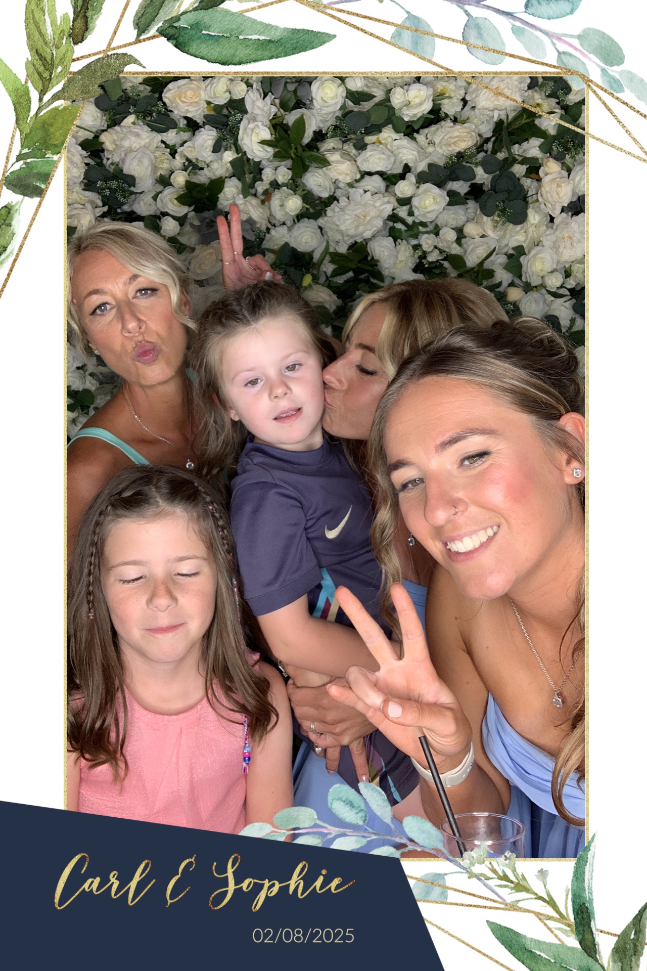 Sophie & Carl Photo Booth Images  | View more photos from the event at gallery.magicimages.uk/u/MagicImages/Sophie-Carl-Photo-Booth-Images