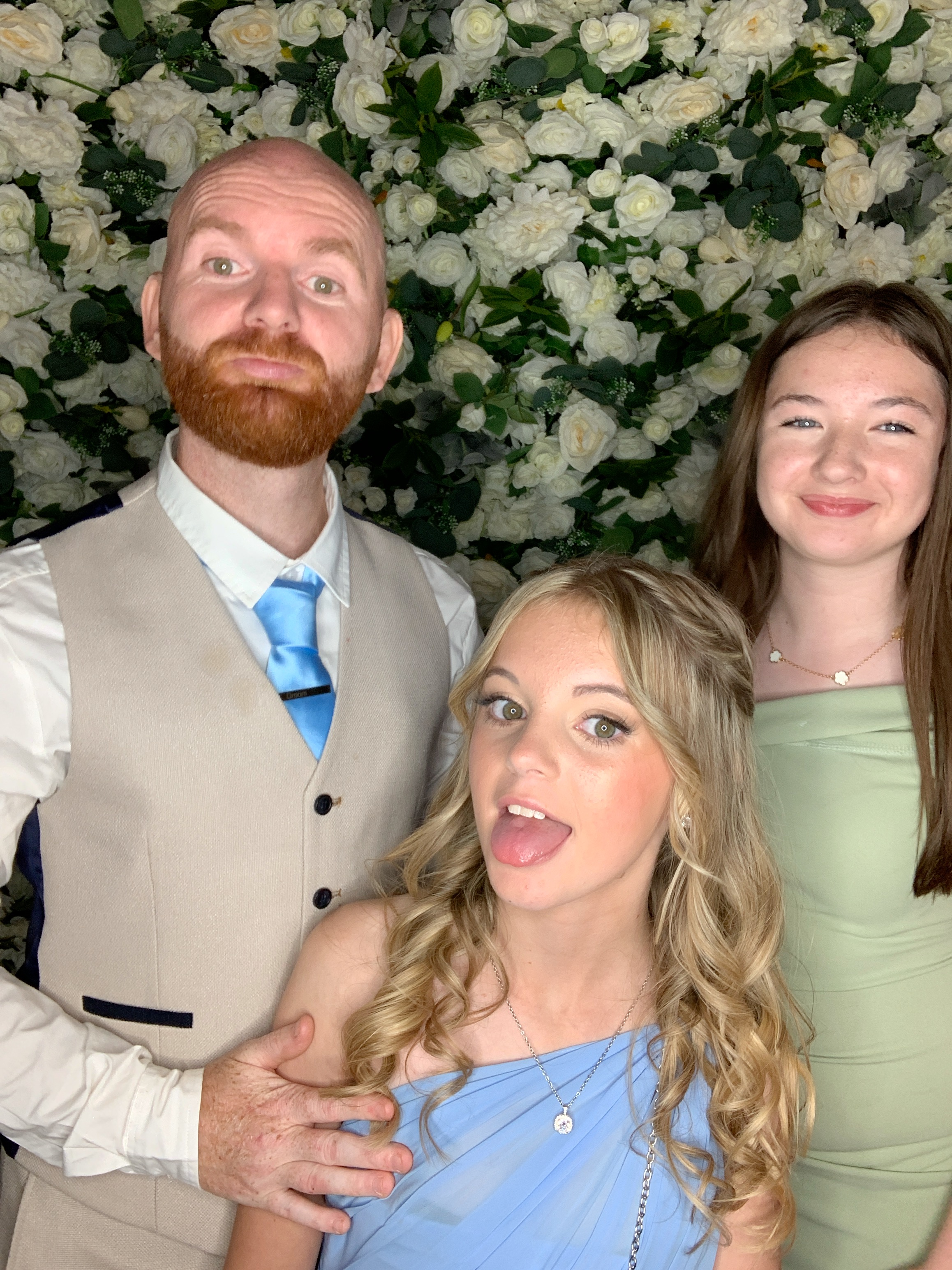 Sophie & Carl Photo Booth Images  | View more photos from the event at gallery.magicimages.uk/u/MagicImages/Sophie-Carl-Photo-Booth-Images