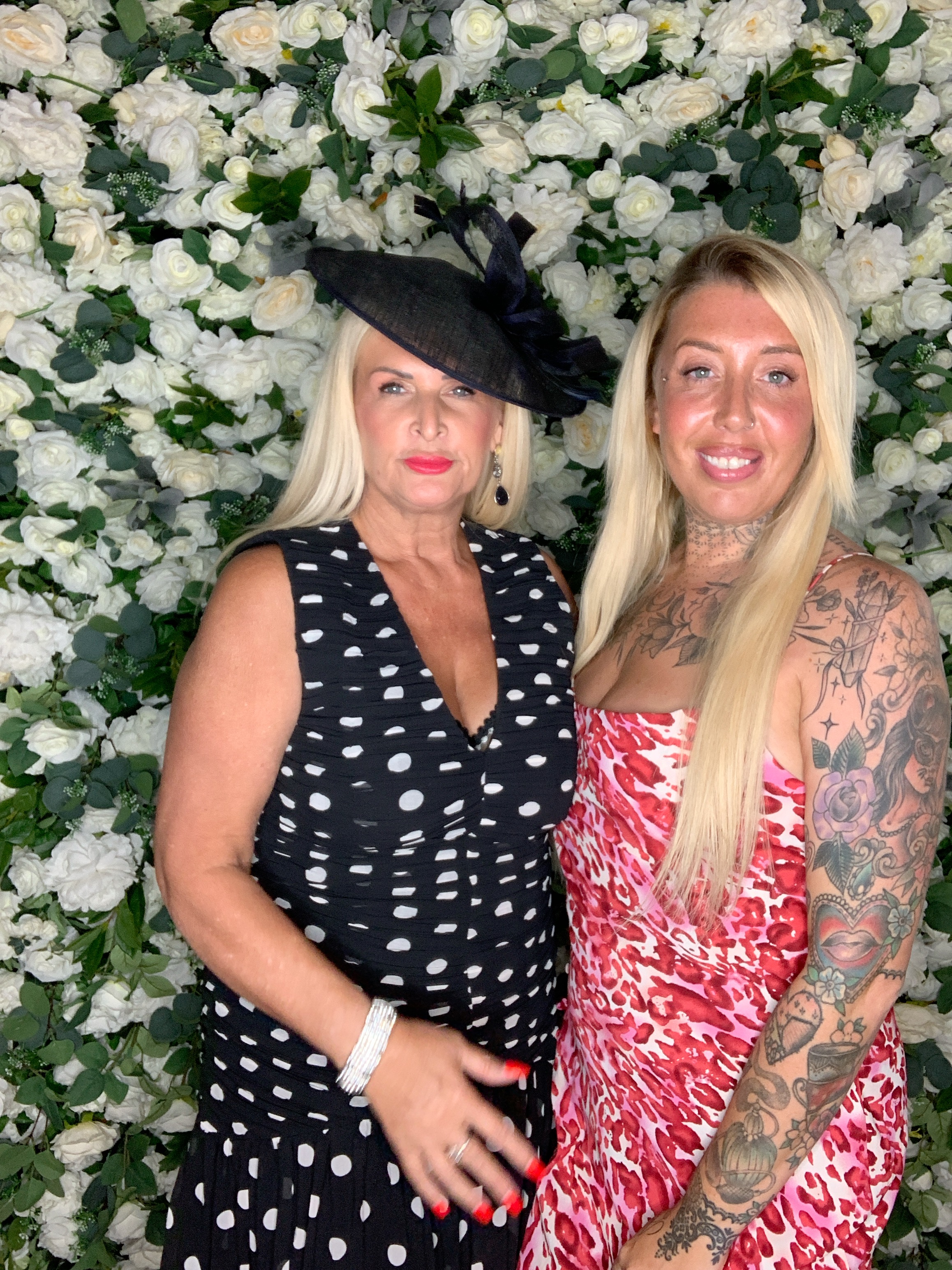 Sophie & Carl Photo Booth Images  | View more photos from the event at gallery.magicimages.uk/u/MagicImages/Sophie-Carl-Photo-Booth-Images