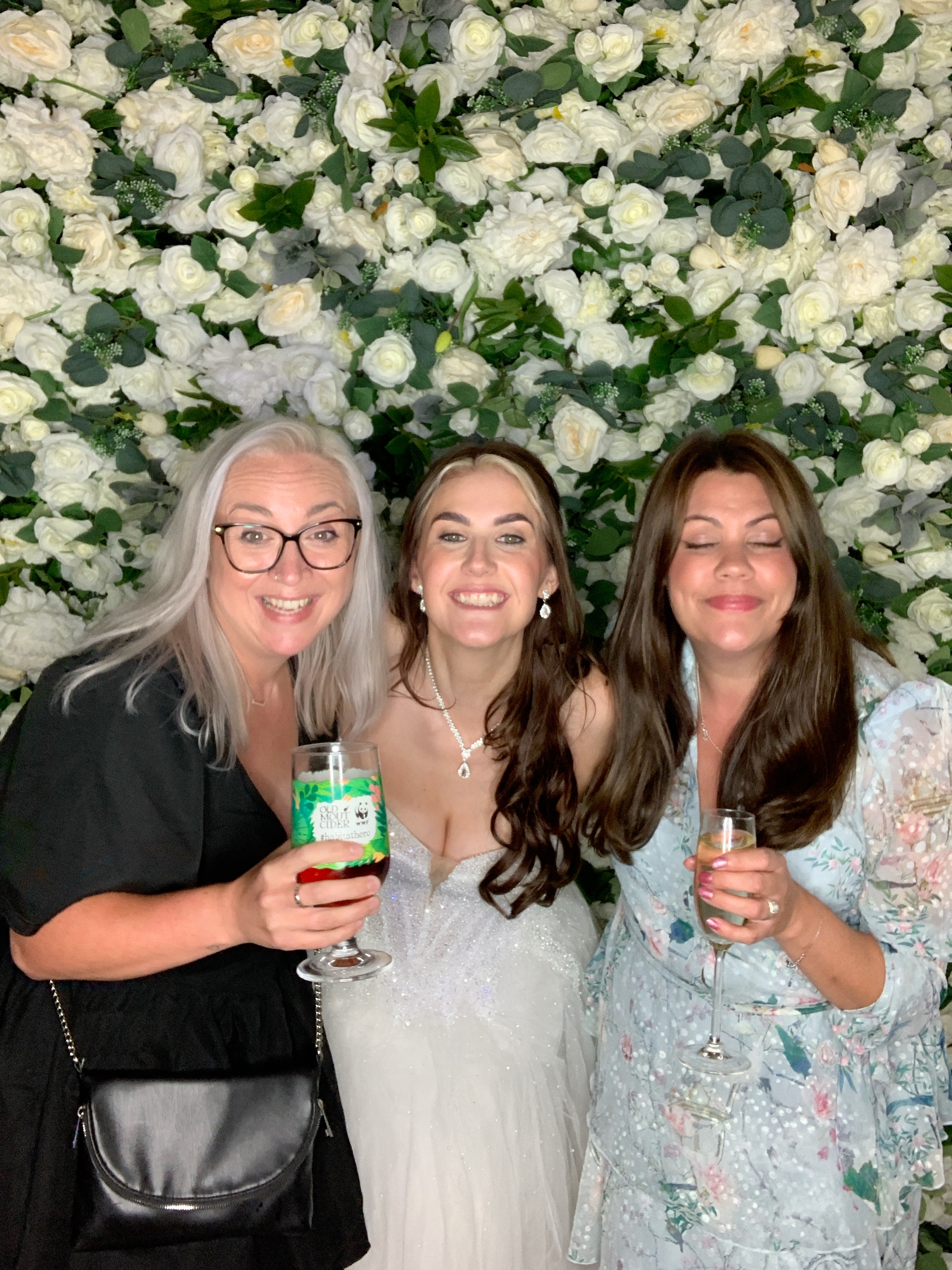 Sophie & Carl Photo Booth Images  | View more photos from the event at gallery.magicimages.uk/u/MagicImages/Sophie-Carl-Photo-Booth-Images