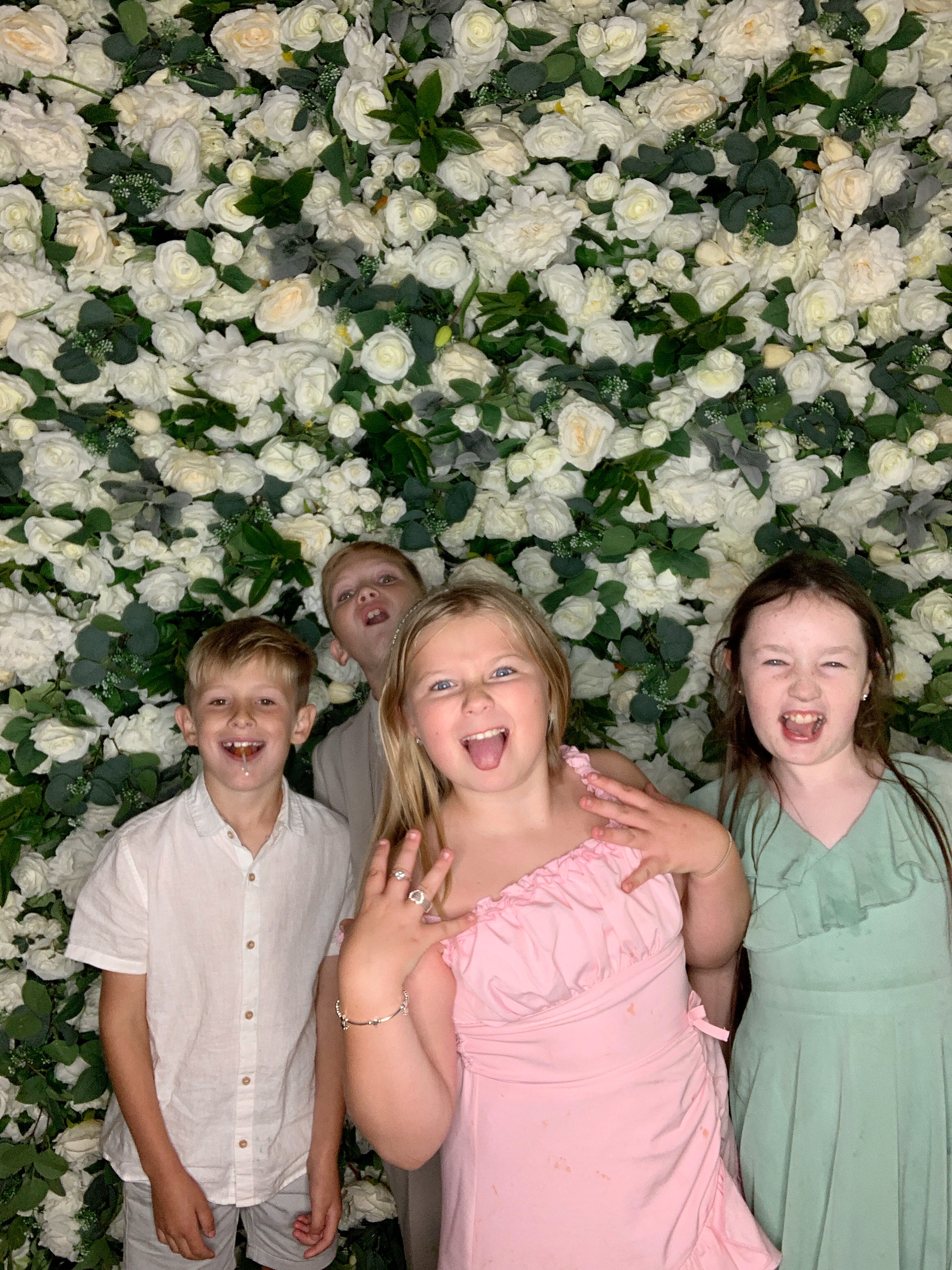 Sophie & Carl Photo Booth Images  | View more photos from the event at gallery.magicimages.uk/u/MagicImages/Sophie-Carl-Photo-Booth-Images