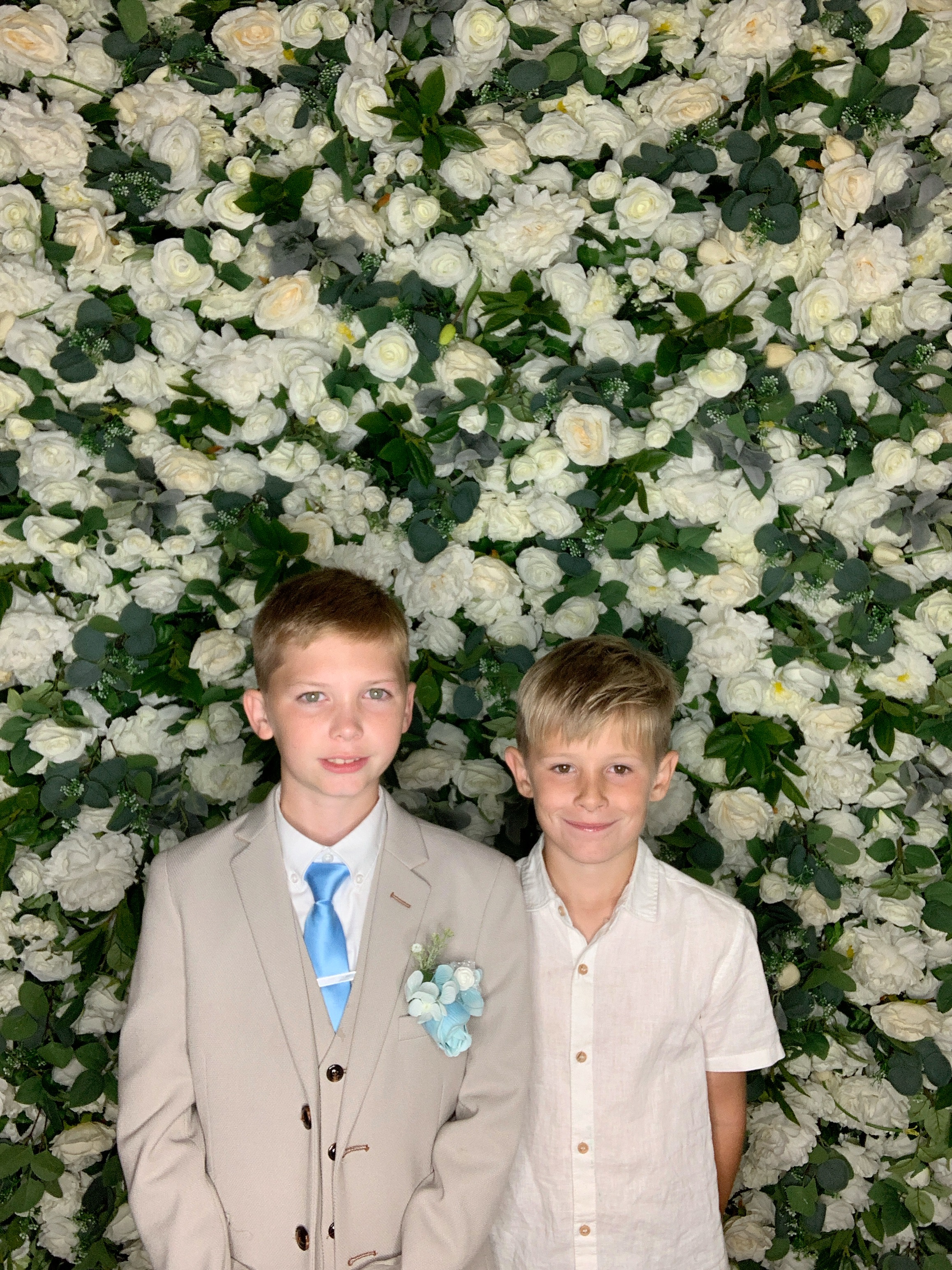 Sophie & Carl Photo Booth Images  | View more photos from the event at gallery.magicimages.uk/u/MagicImages/Sophie-Carl-Photo-Booth-Images