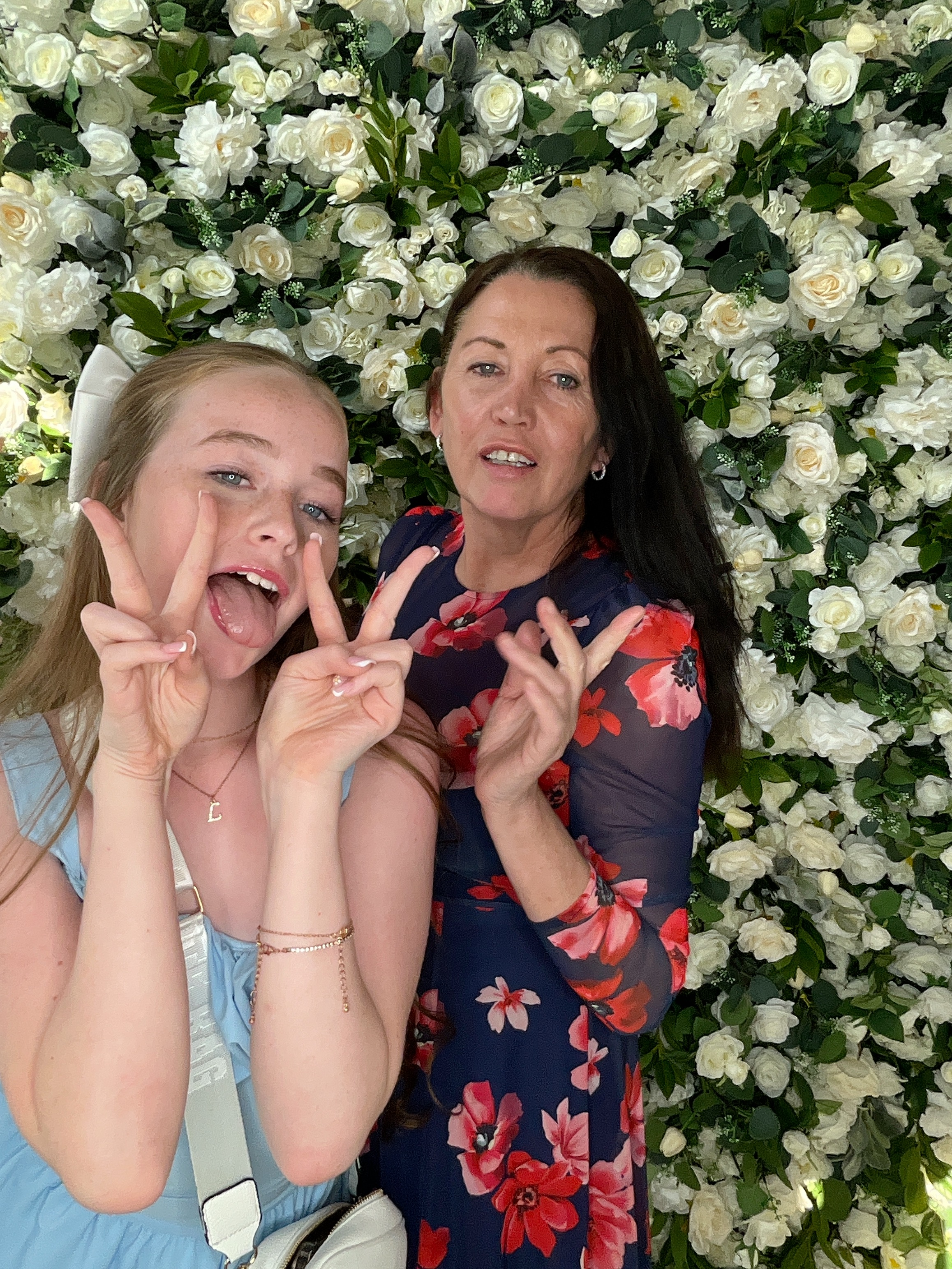 Sophie & Joe Photo booth images  | View more photos from the event at gallery.magicimages.uk/u/MagicImages/Sophie-Joe-Photo-booth-images