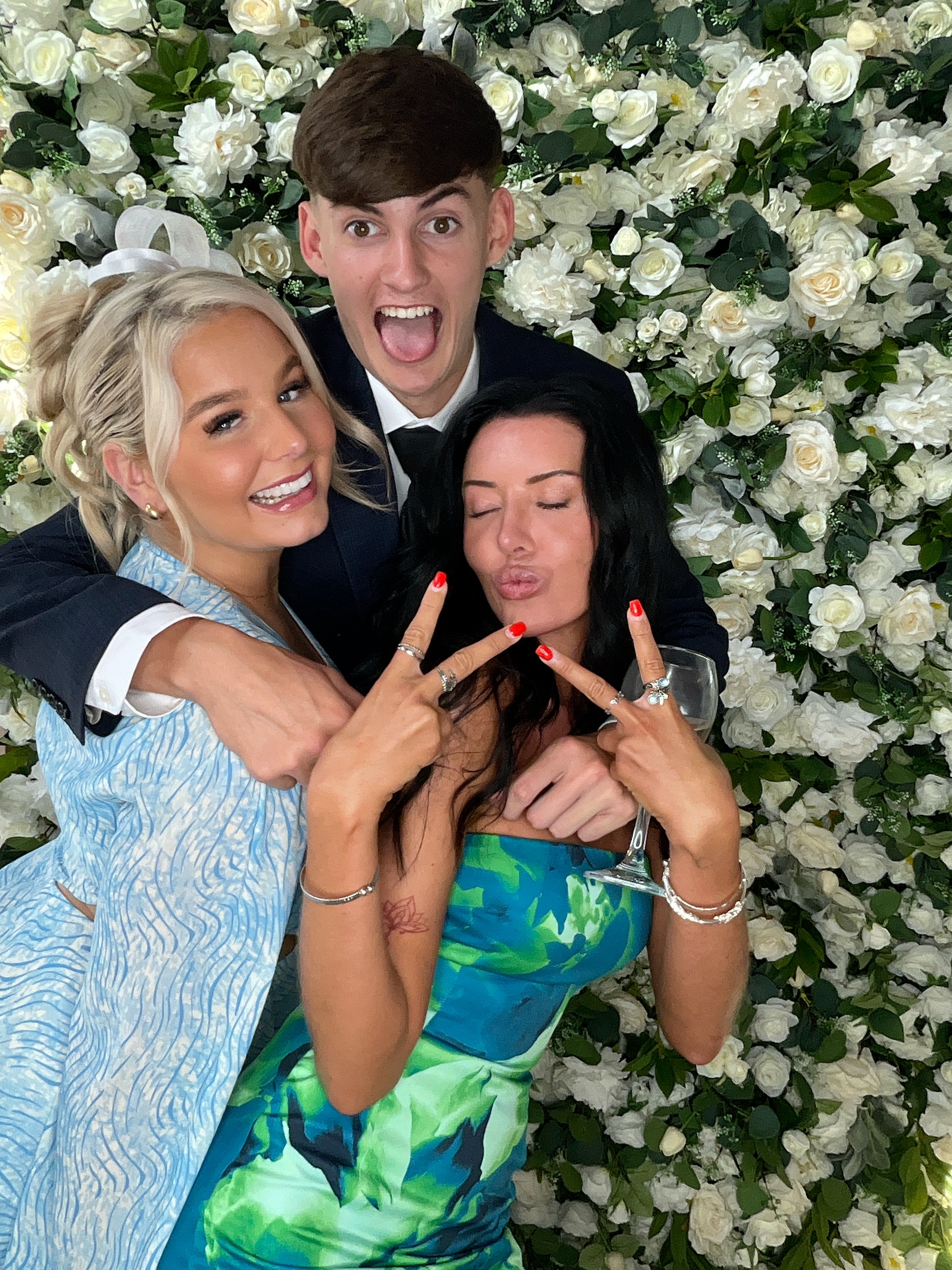 Sophie & Joe Photo booth images  | View more photos from the event at gallery.magicimages.uk/u/MagicImages/Sophie-Joe-Photo-booth-images